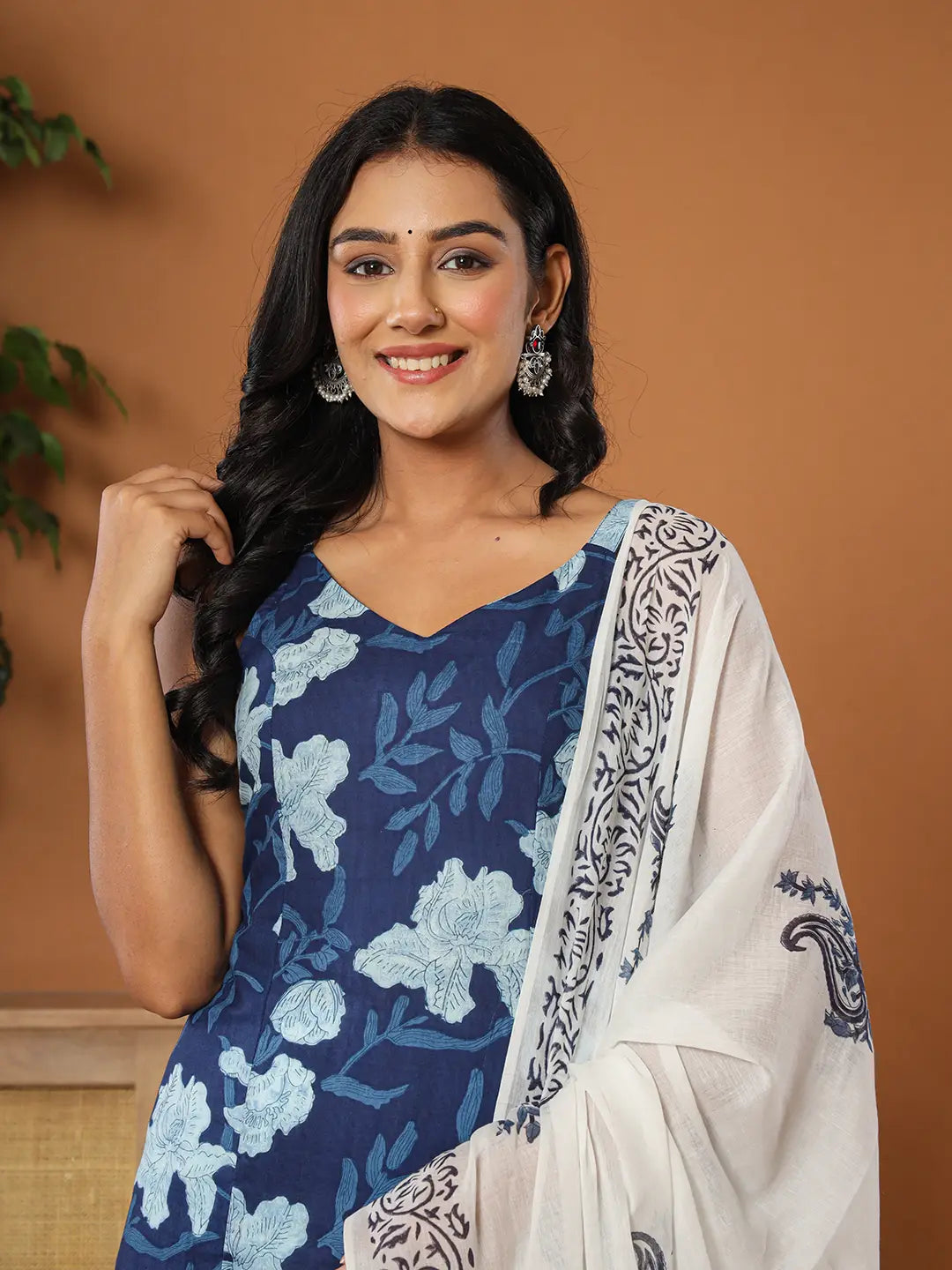 Yufta Cotton Strappy Block Print Kurta Dupatta Set | Grocsy