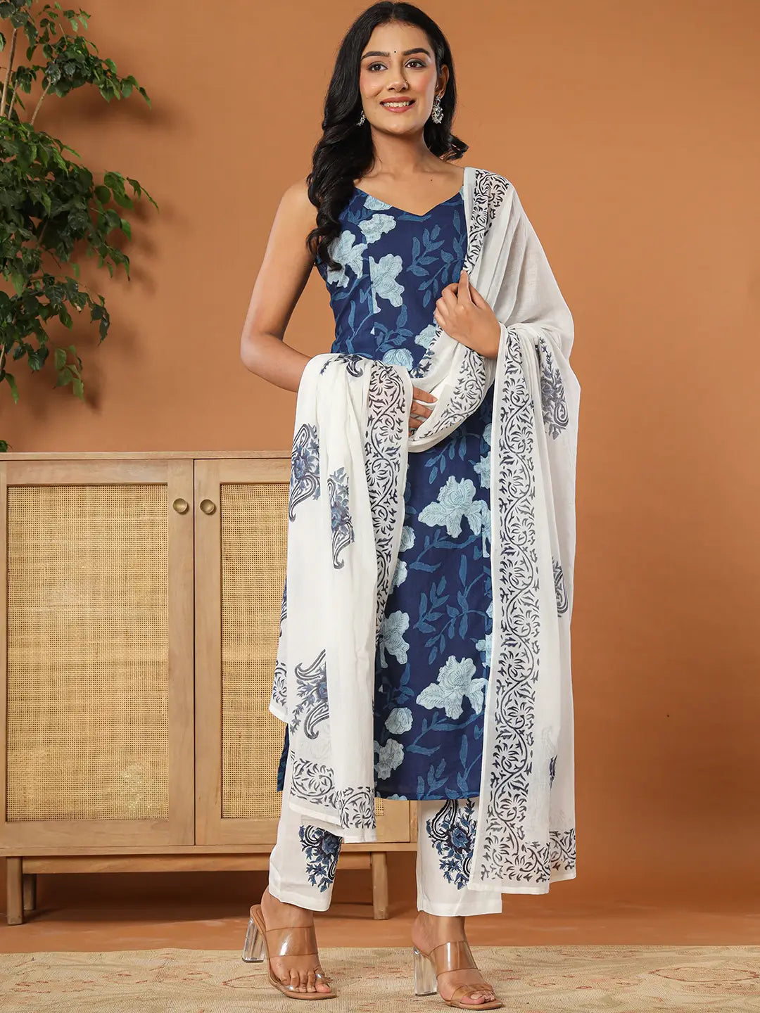 Yufta Cotton Strappy Block Print Kurta Dupatta Set | Grocsy