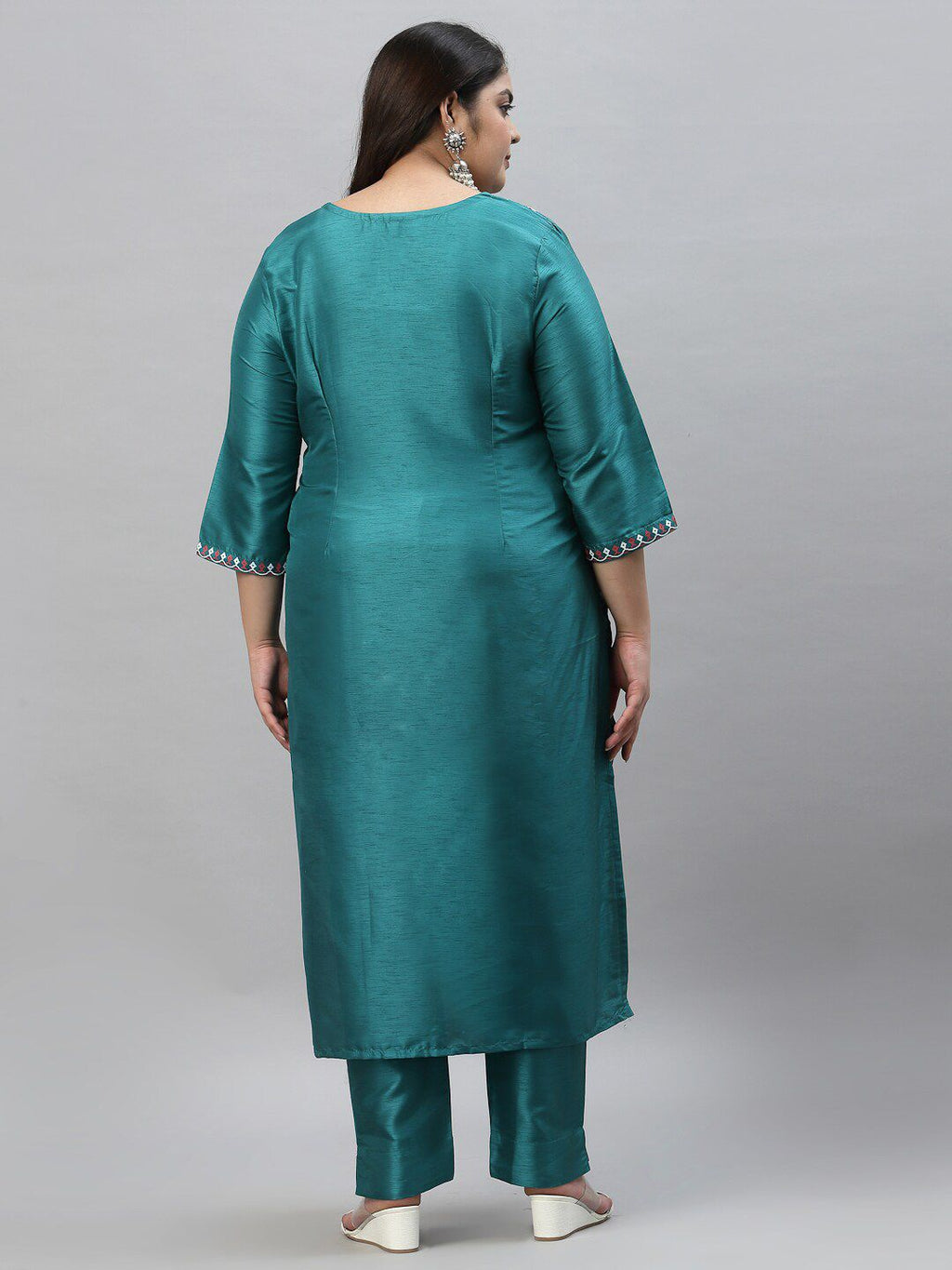 Sztori Plus Size Floral Printed Art Silk Kurta With Trousers | Grocsy