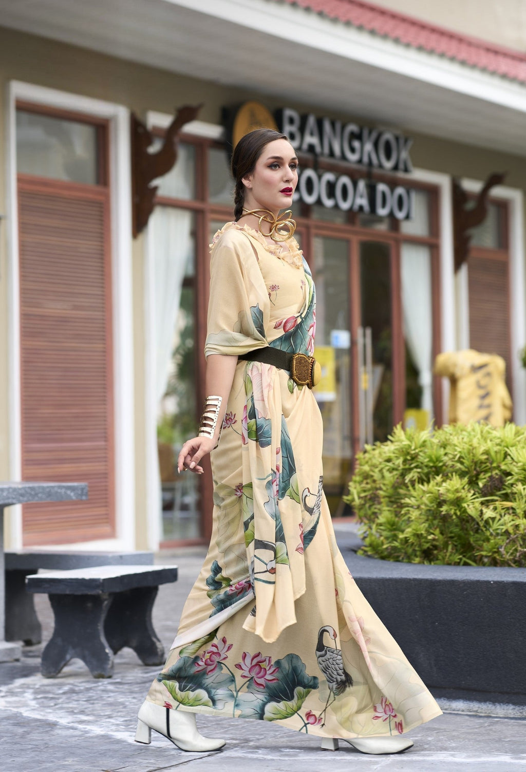 Anaita Cream Designer Printed Pure Georgette Saree With Blouse | Grocsy