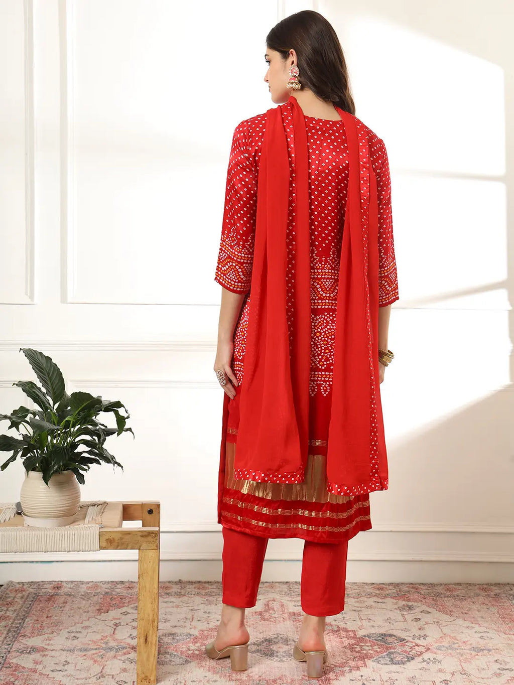 Yufta Red Gajji Silk Zari_Work Kurta Dupatta Pant Set | Grocsy