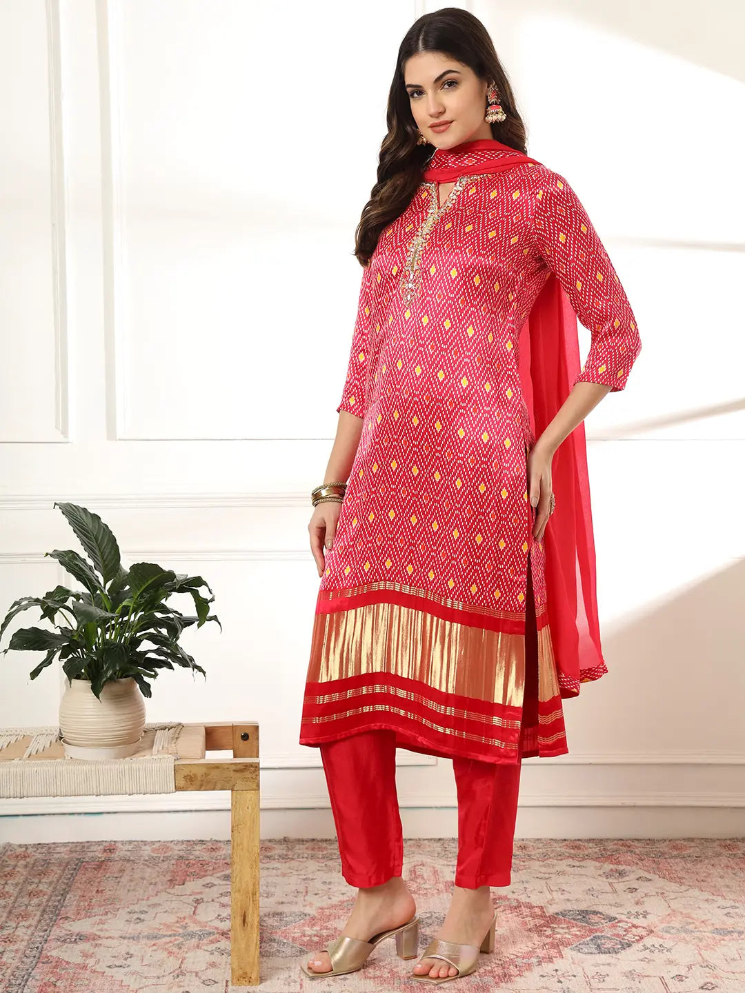 Yufta Pink Gajji Silk Zari_Work Kurta with Trousers with dupatta Set | Grocsy