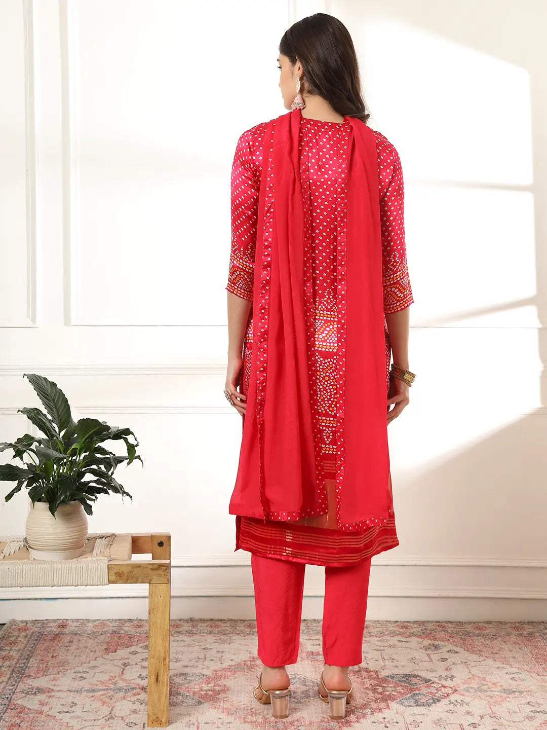Yufta Hot Pink Gajji Silk Zari_Work Kurta Dupatta Pant Set | Grocsy