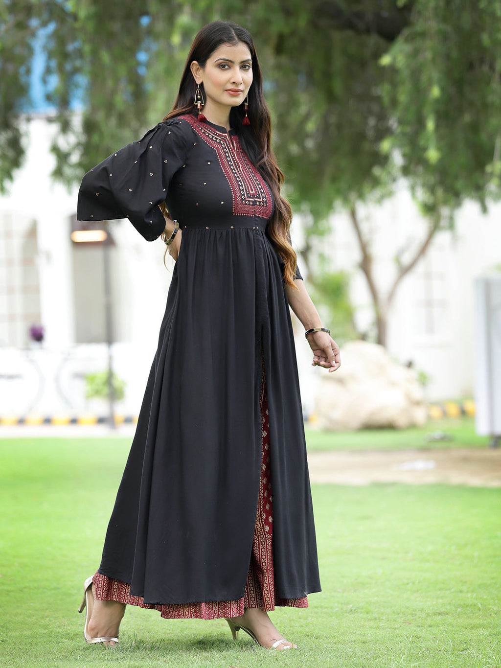 Juniper Black Thread Embroidered Rayon High Slit Kurta & Pants Set | Grocsy