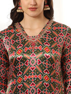 Yufta Green Gajji Silk Ethnic Motifs Kurta Dupatta Pant Set | Grocsy