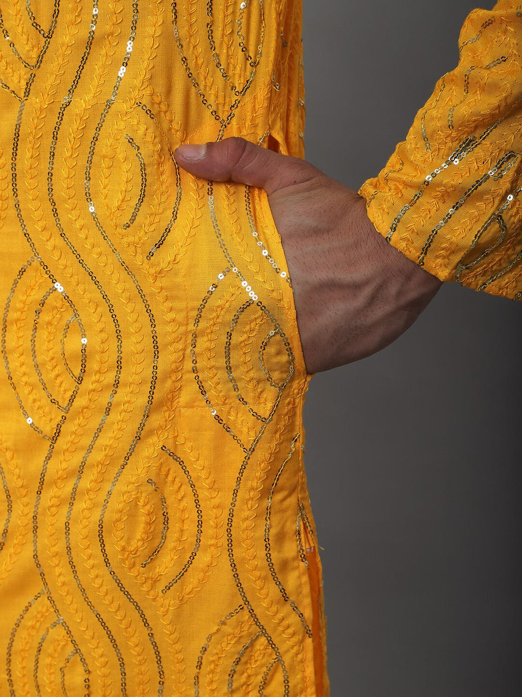 Sojanya Ethnic Motifs Embroidered Sequinned Pure Cotton Kurta | Grocsy