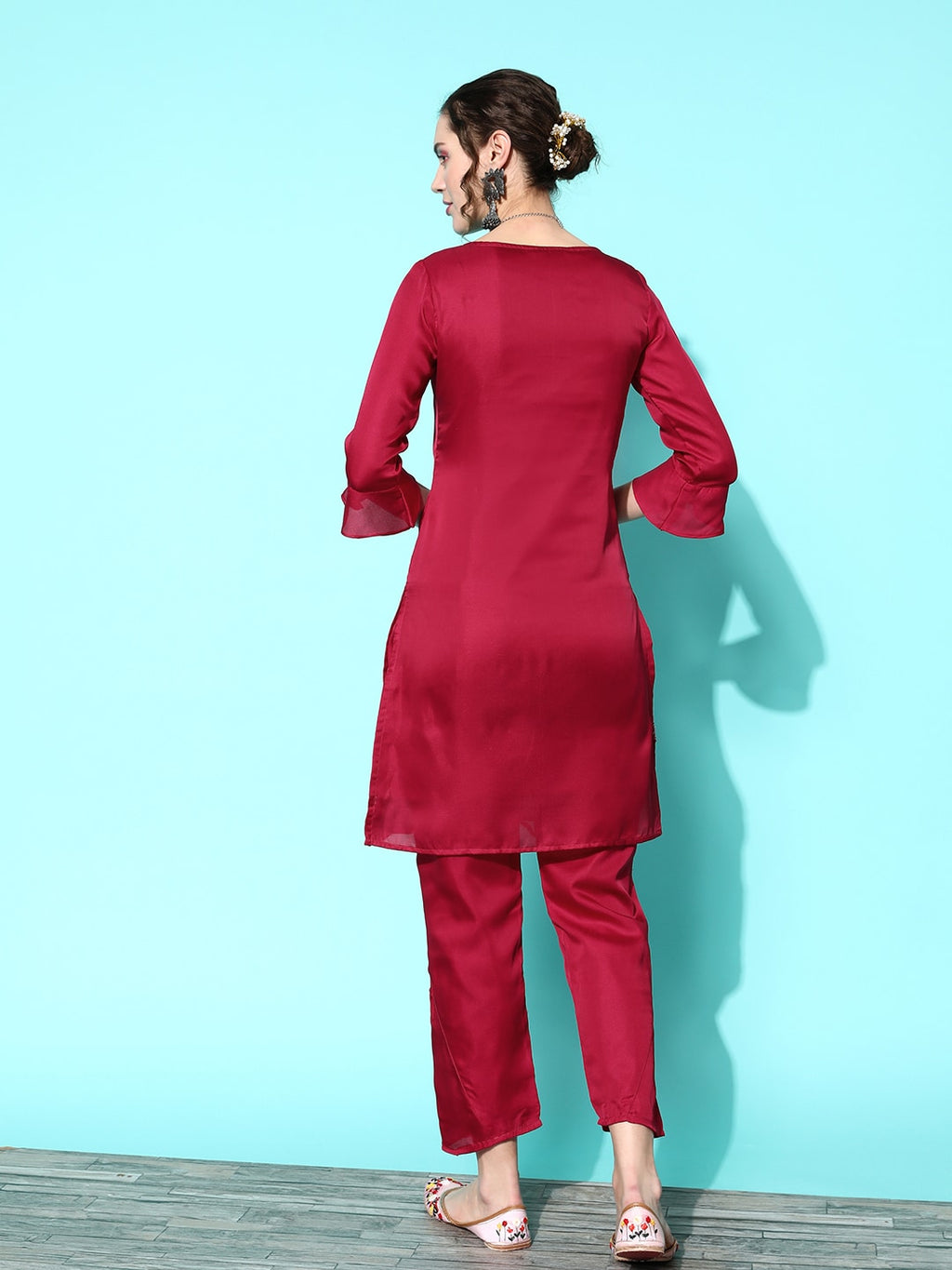 Sangria Women Floral Embroidered Patchwork Kurta with Trousers | Grocsy
