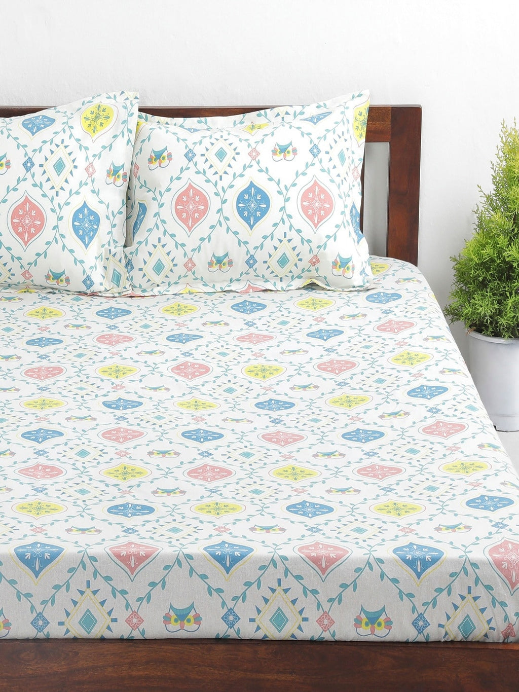 Chumbak White & Blue Ethnic Motifs 136 TC Cotton 1 Queen Bedsheet with 2 Pillow Covers | Grocsy
