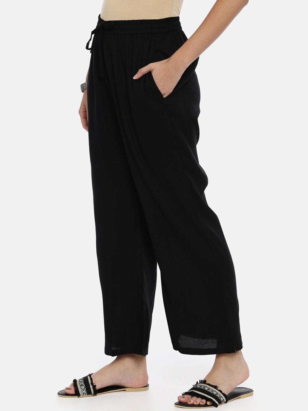 Souchii Black Solid Flared Palazzos | Grocsy