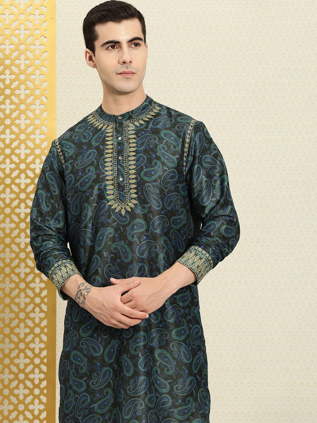 House of Pataudi Paisley Printed Rozana Kurta With Zari Detail | Grocsy