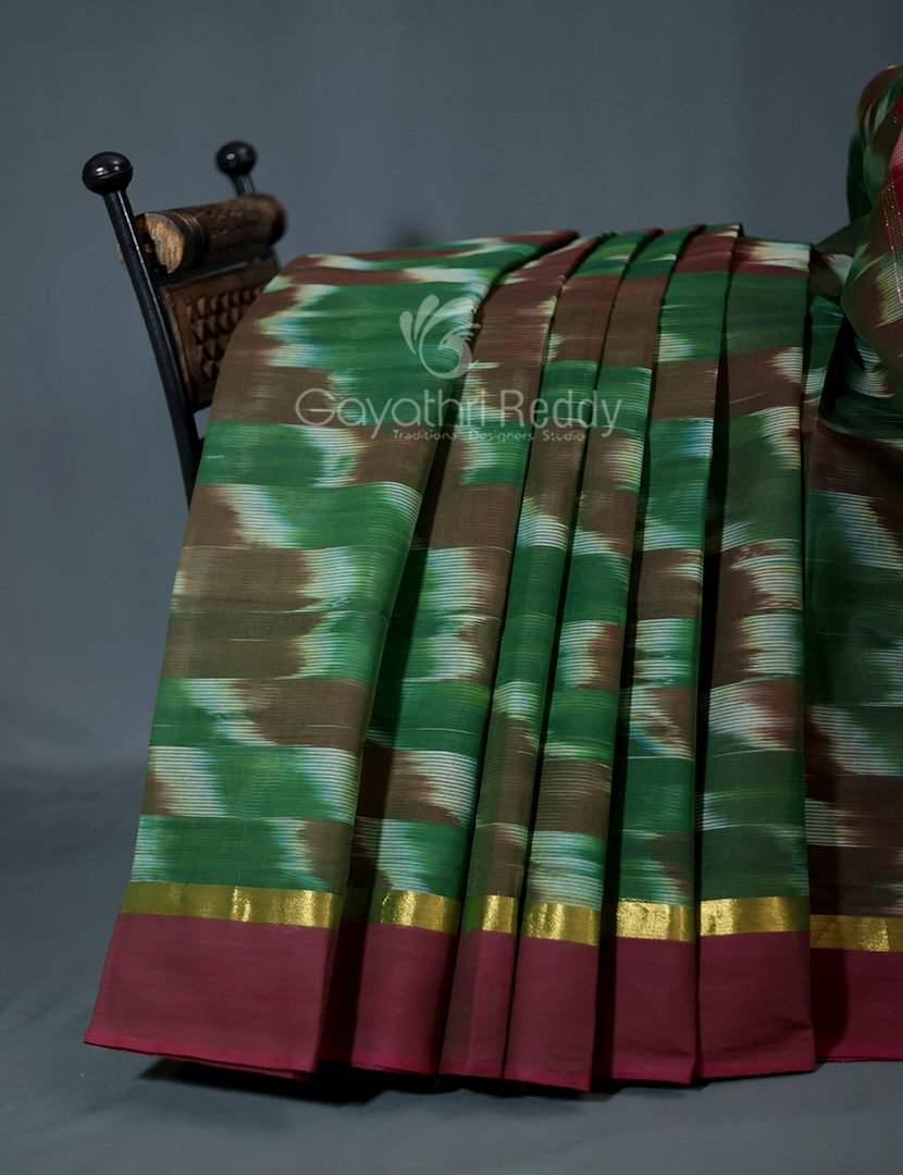Dual Shades of Bottle Green And Maroon Mangalagiri Ikkat Cotton Saree By Gayathri Reddy Designer Studio | Grocsy