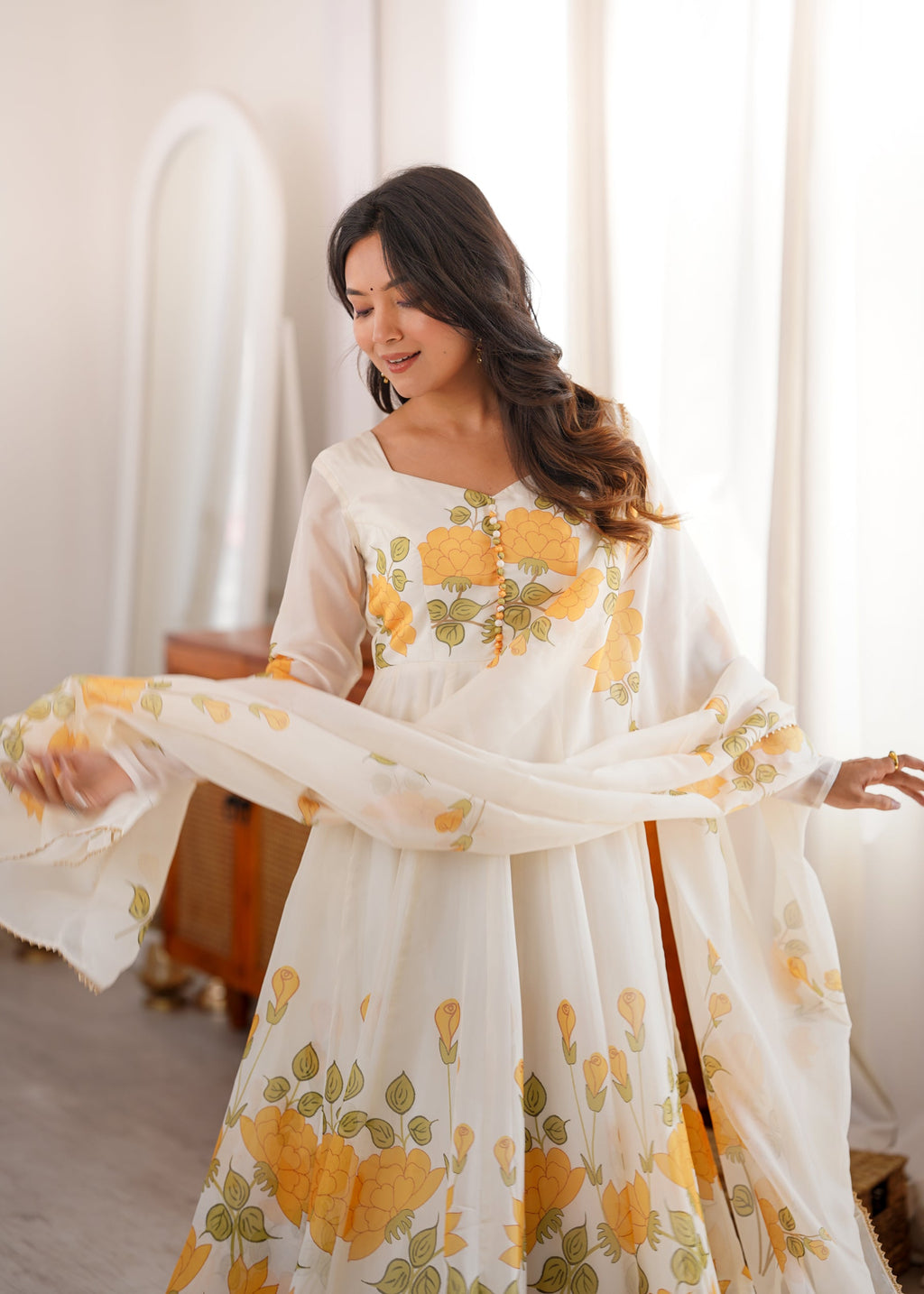 Lorenvalley Fashion Offwhite Organza Silk Floral Print Anarkali Gown Pant With Dupatta | Grocsy