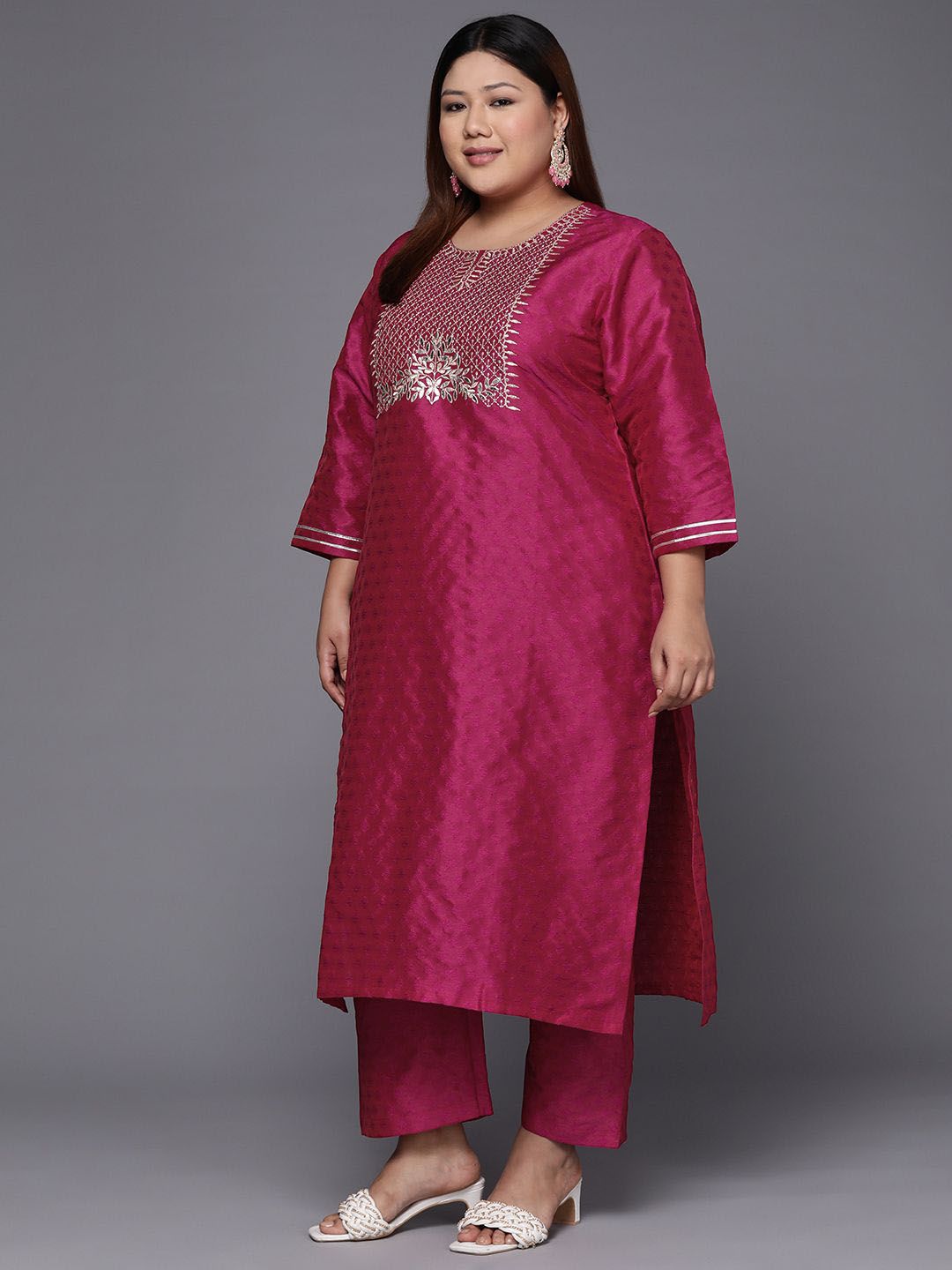 Sztori Plus Size Floral Embroidered Straight Kurta & Trousers With Dupatta | Grocsy