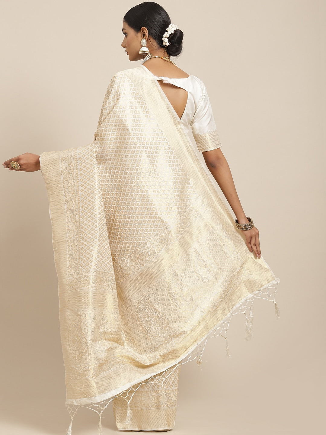 Saree Mall Cream-Coloured Zari Silk Blend Kanjeevaram Sarees | Grocsy