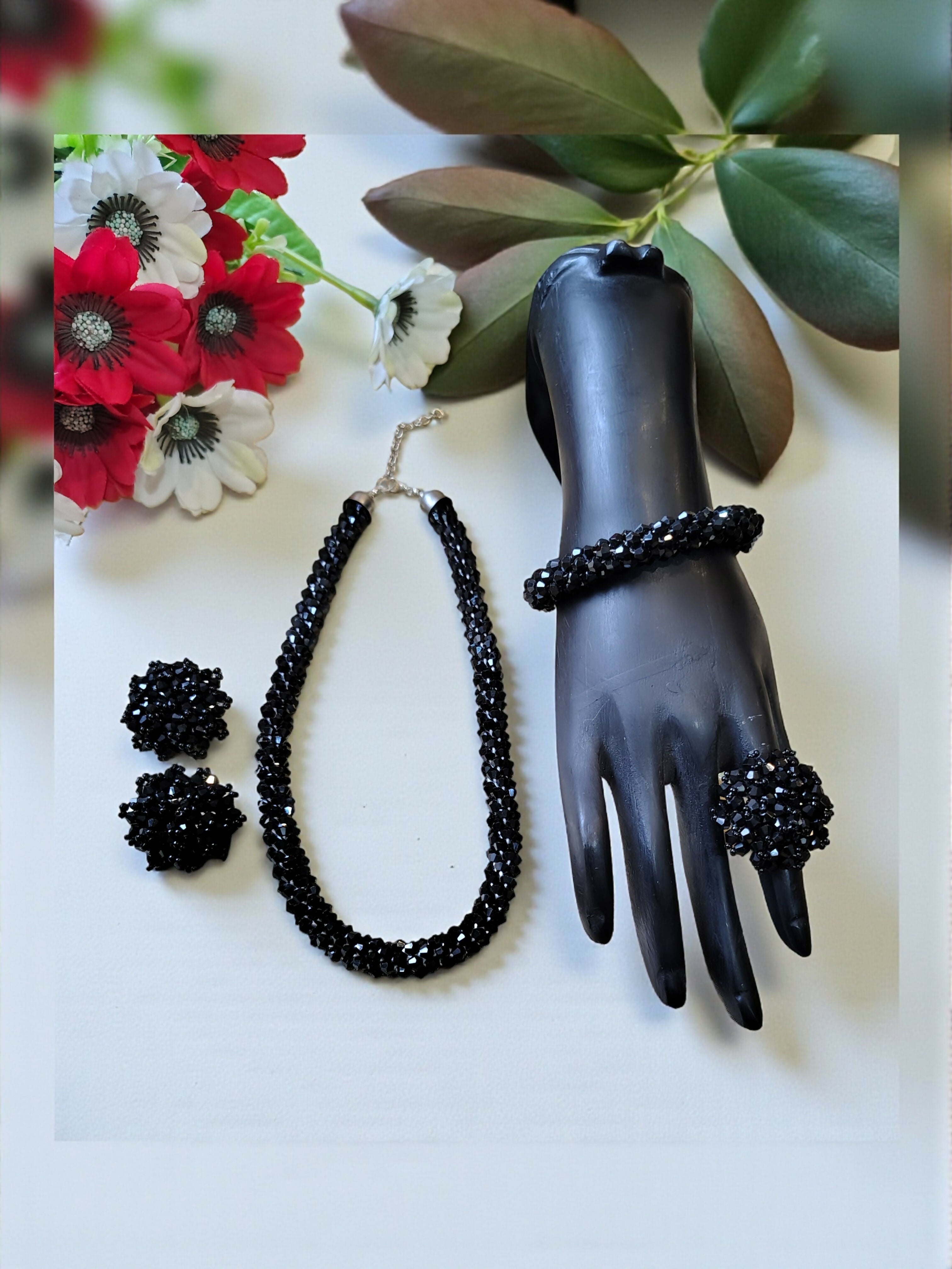 Inhanns Rangshine 4-In-1 Crystal Glam Set - Handmade - Black | Grocsy