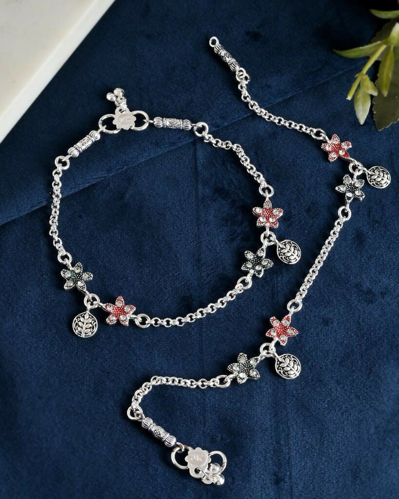 VOJ Set of 2 Traditional Flower Shaped Designer Anklet | Grocsy