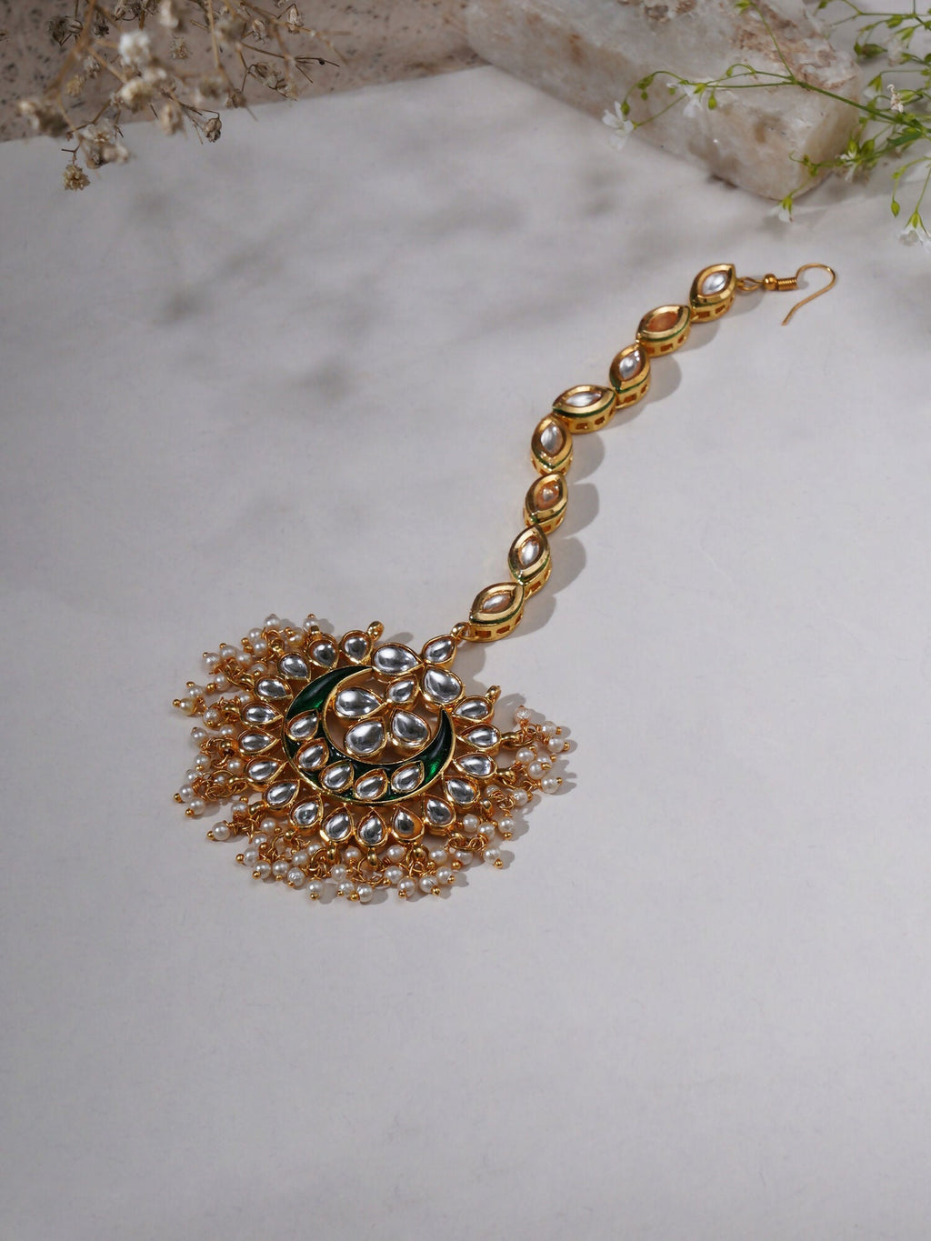 Kundan Maang Tikka (Gold) - Ruby Raang | Grocsy