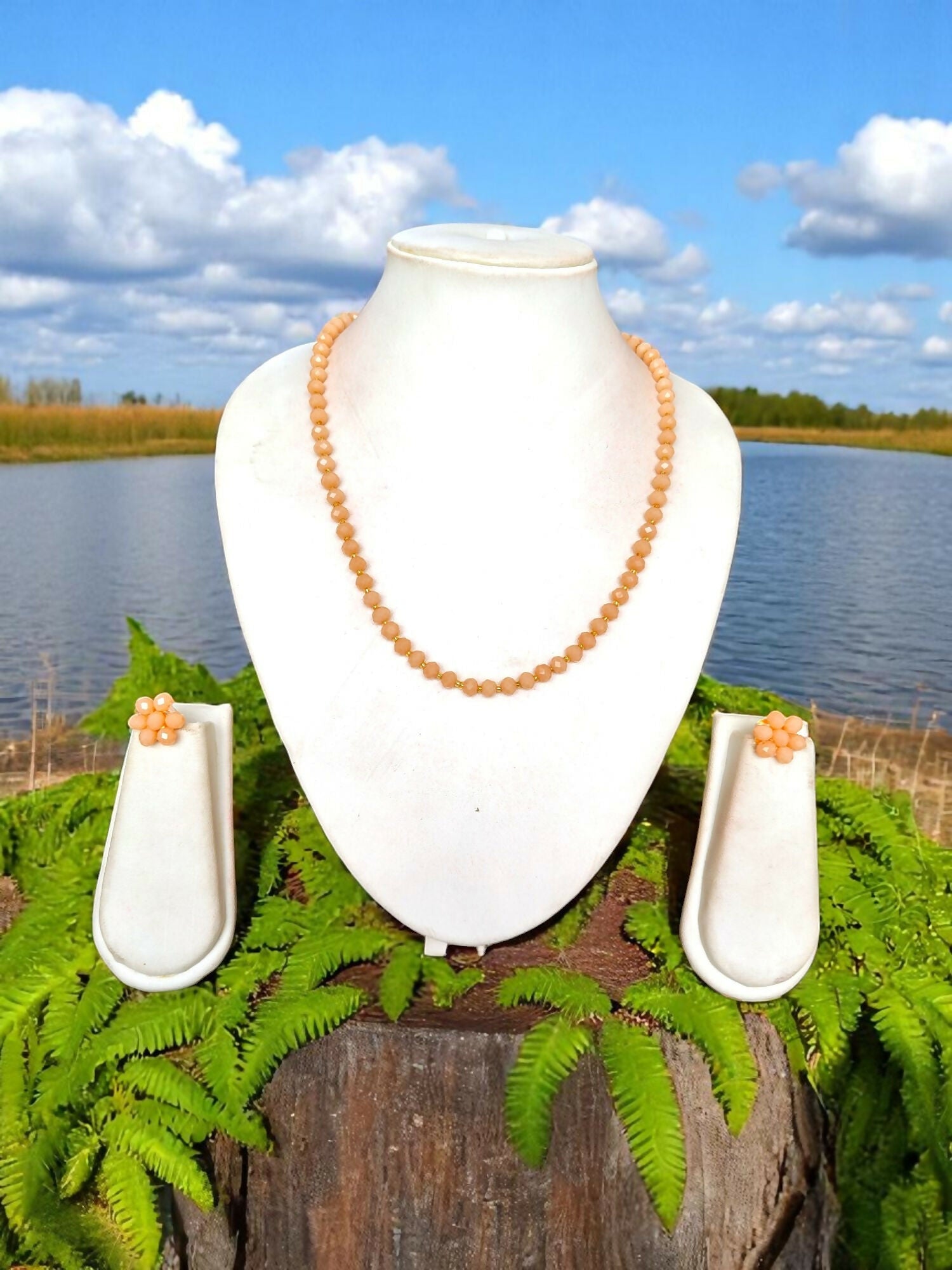 Inhanns Crystal Bloom – Single Line Necklace + Studs - Peach | Grocsy