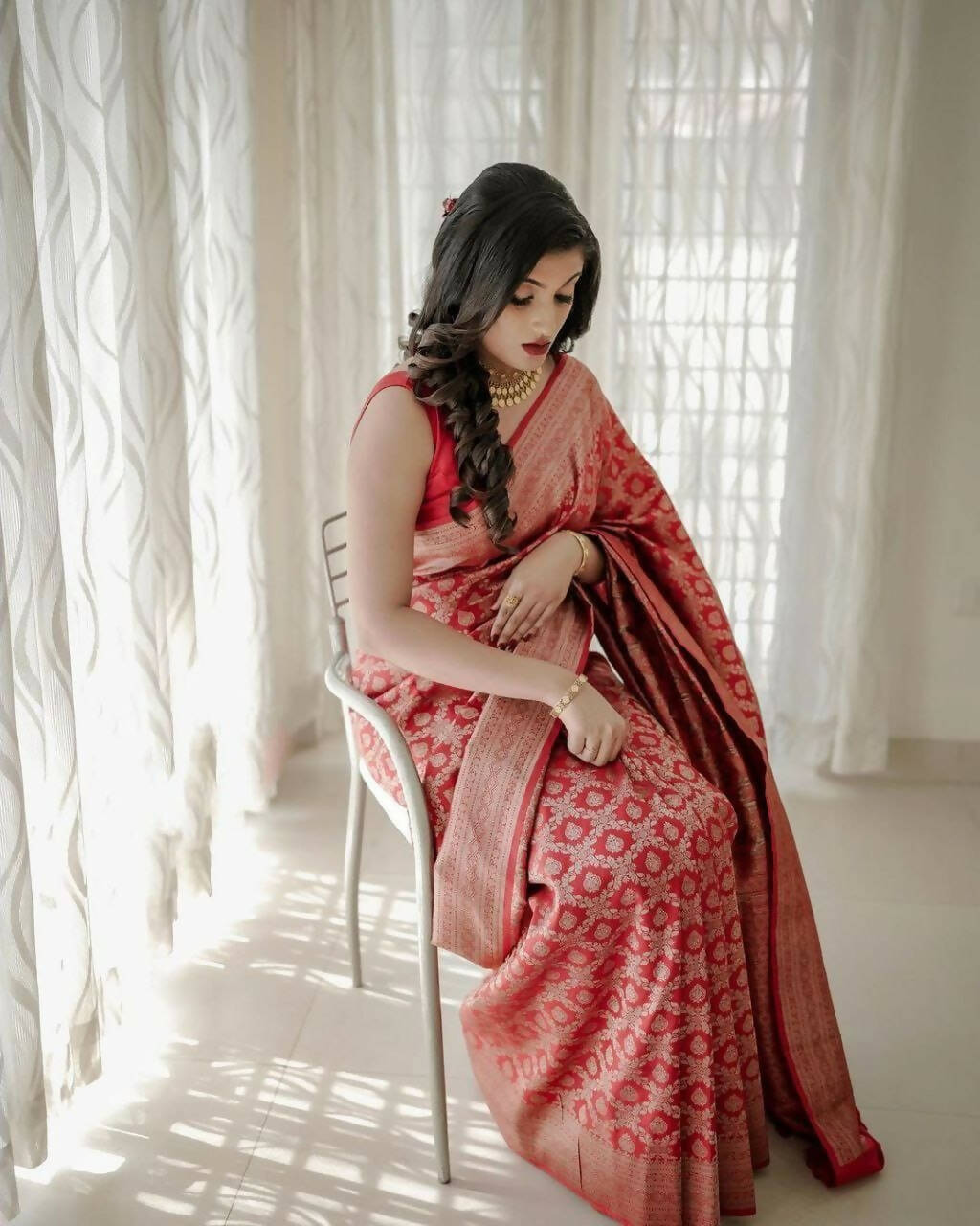 DEIANA'S Beautiful Designer Golden zari Soft Lichi Silk Saree - Red | Grocsy