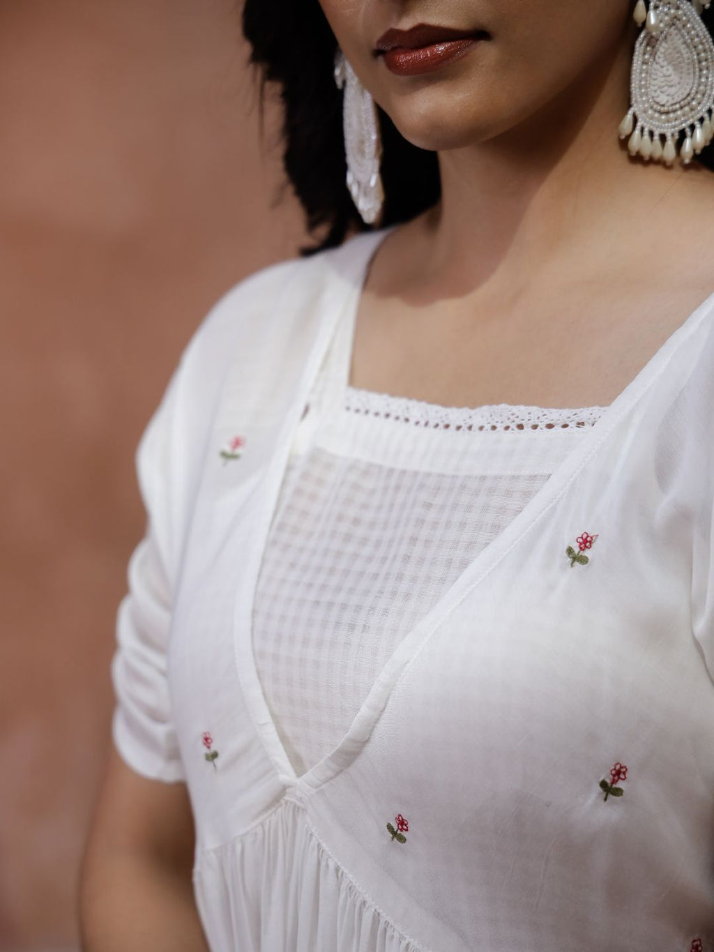 Sangria Floral Embroidered Thread Work Kurta with Trouser | Grocsy