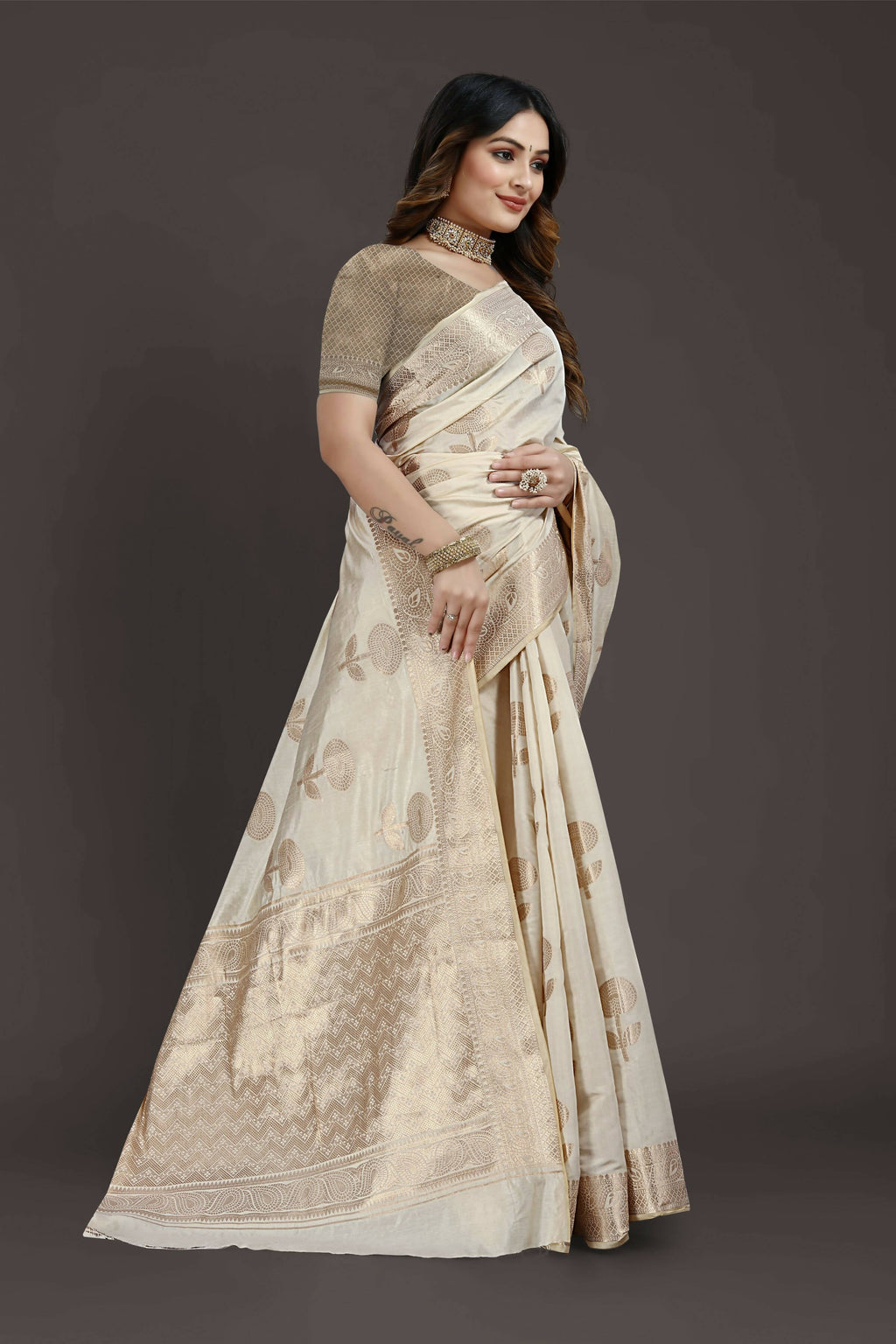 Off White Pure Raw Silk Zari Woven Saree with Unstitched Blouse Piece - Alisha | Grocsy