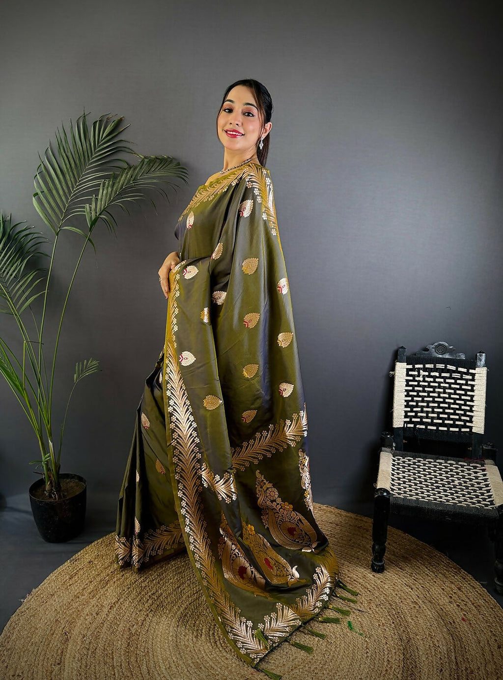 Joban Fashion Banarasi Mehendi Green Woven Soft Silk Saree | Grocsy