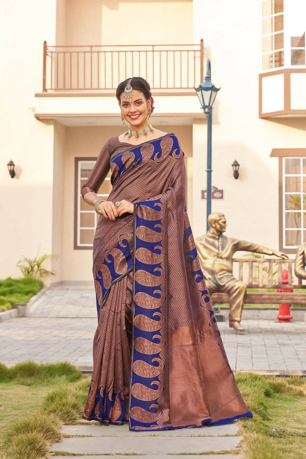 DEIANA'S Beautiful Designer Golden zari Soft Lichi Silk Saree - Blue | Grocsy
