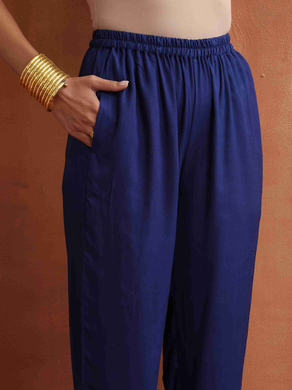 trueBrowns Blue Print A-line Kurta Set | Grocsy