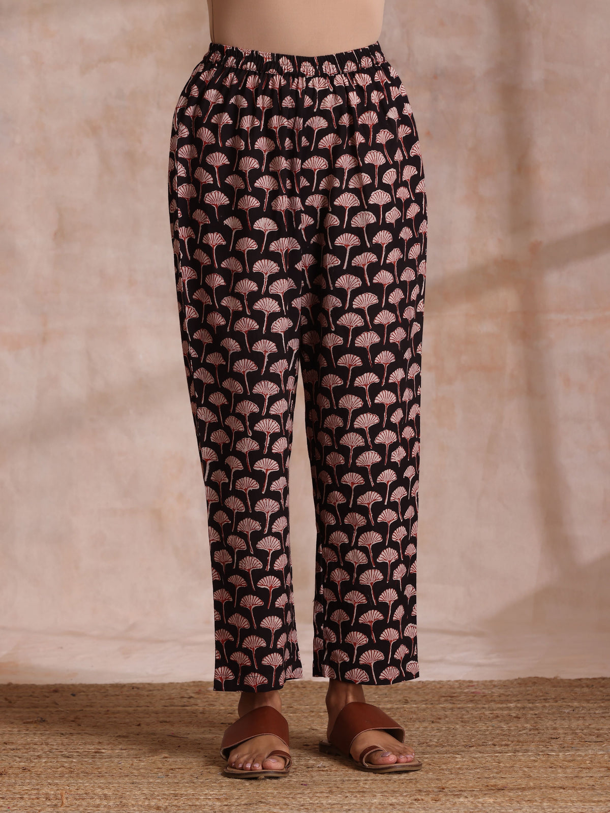 trueBrowns Black Floral Bagru Print Cotton Flared Kurta Pant Set | Grocsy