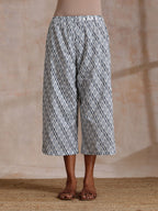 trueBrowns Multi Grey On Grey Ikat Print Cotton High-Low Co-Ord Set | Grocsy