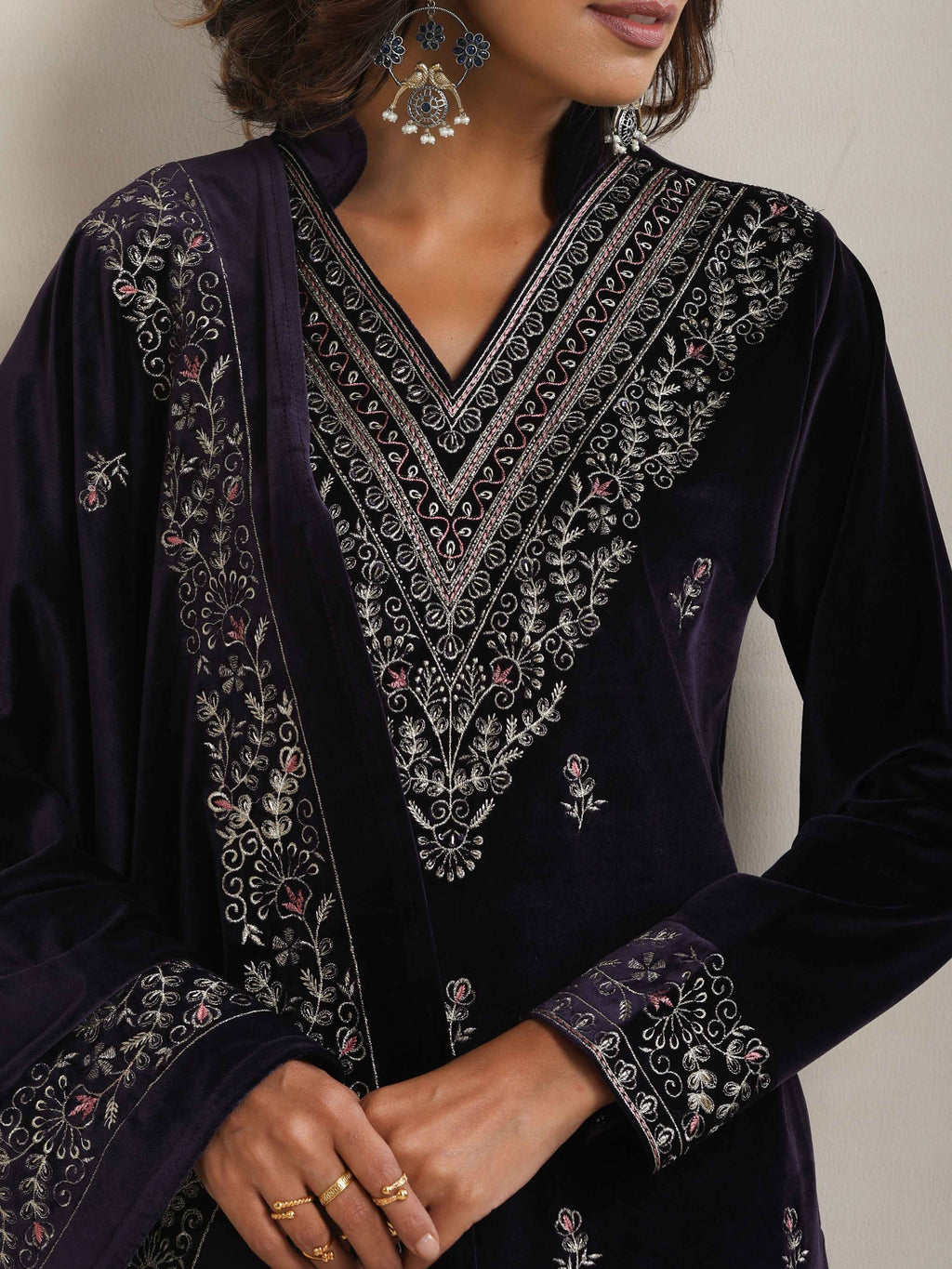 trueBrowns Purple Velvet Embroidered Kurta Pant Dupatta Set | Grocsy