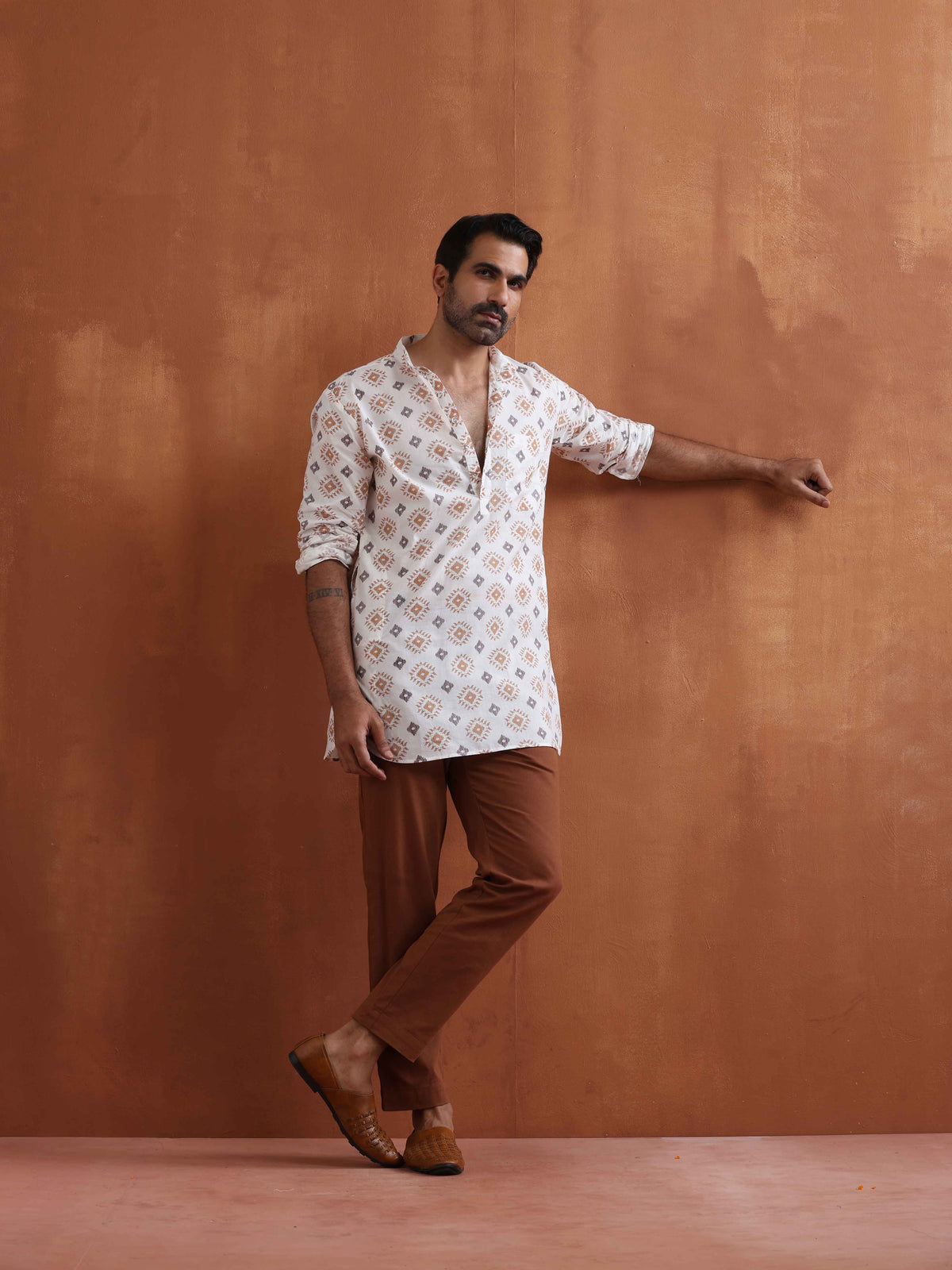 trueBrowns Men's Ivory Printed Short Kurta | Grocsy