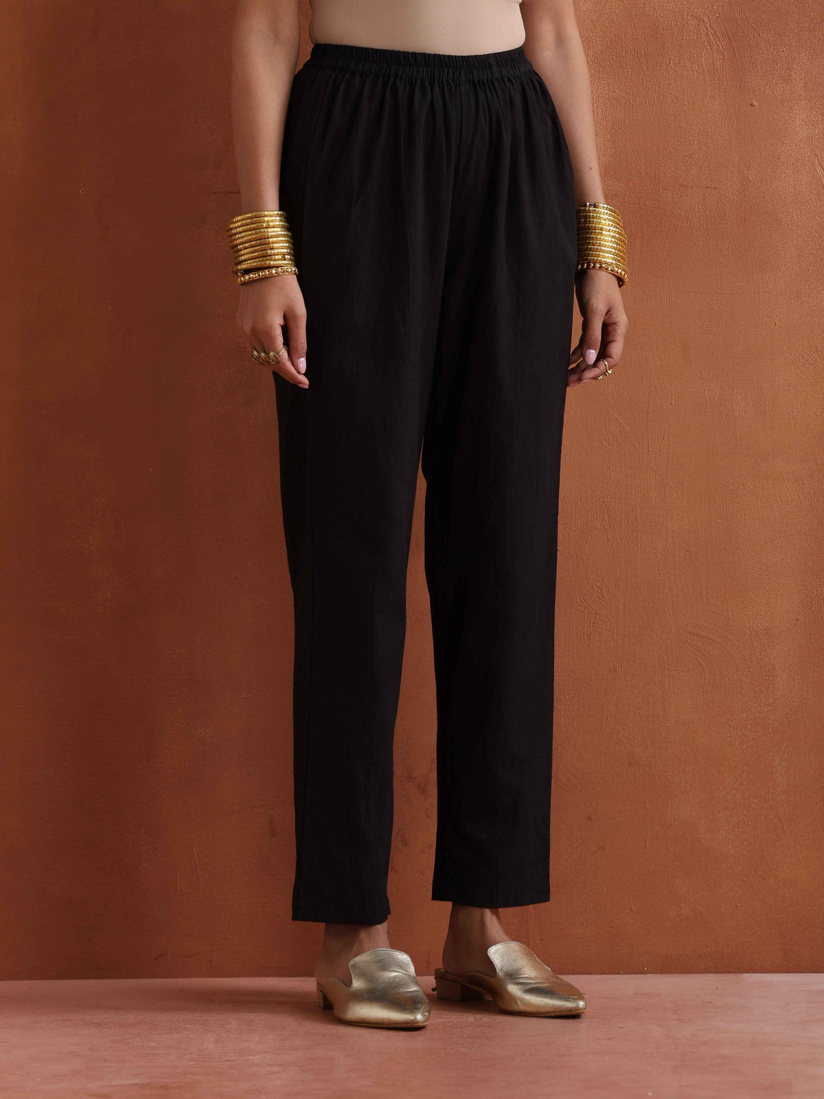 trueBrowns Black Metallic High Slit Kurta Set | Grocsy