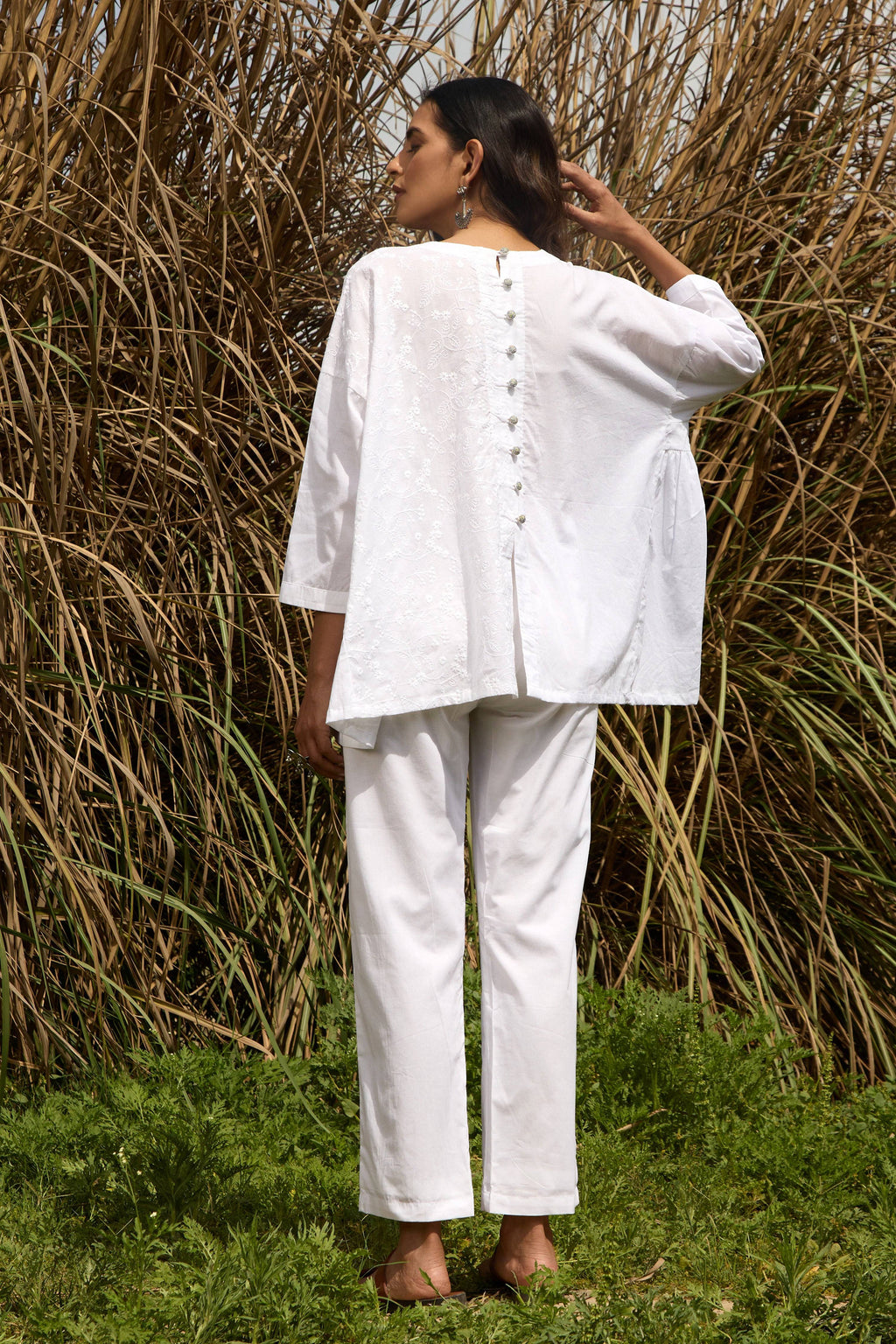 trueBrowns White Cotton Embroidered Relaxed Co-ord Set | Grocsy