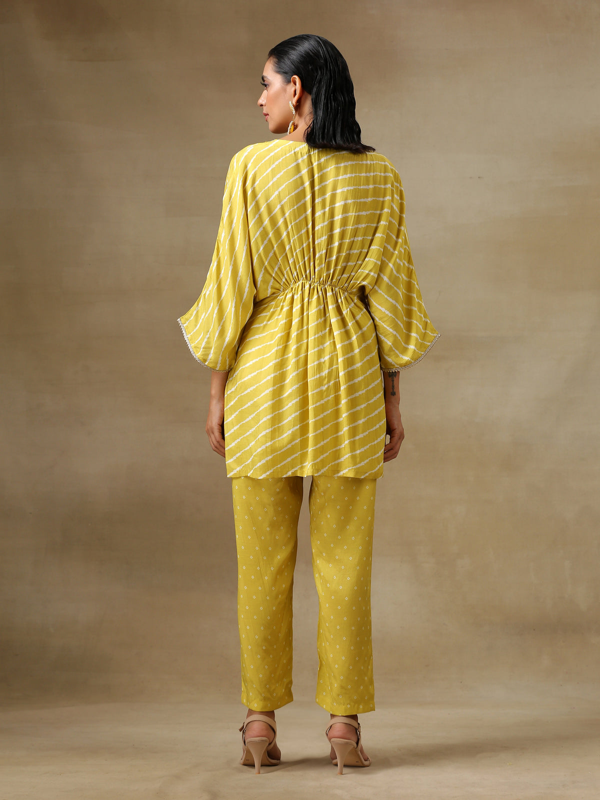 trueBrowns Lime Green Bandhani Printed Silk Drop Shoulder Co-Ord Set | Relove | Grocsy