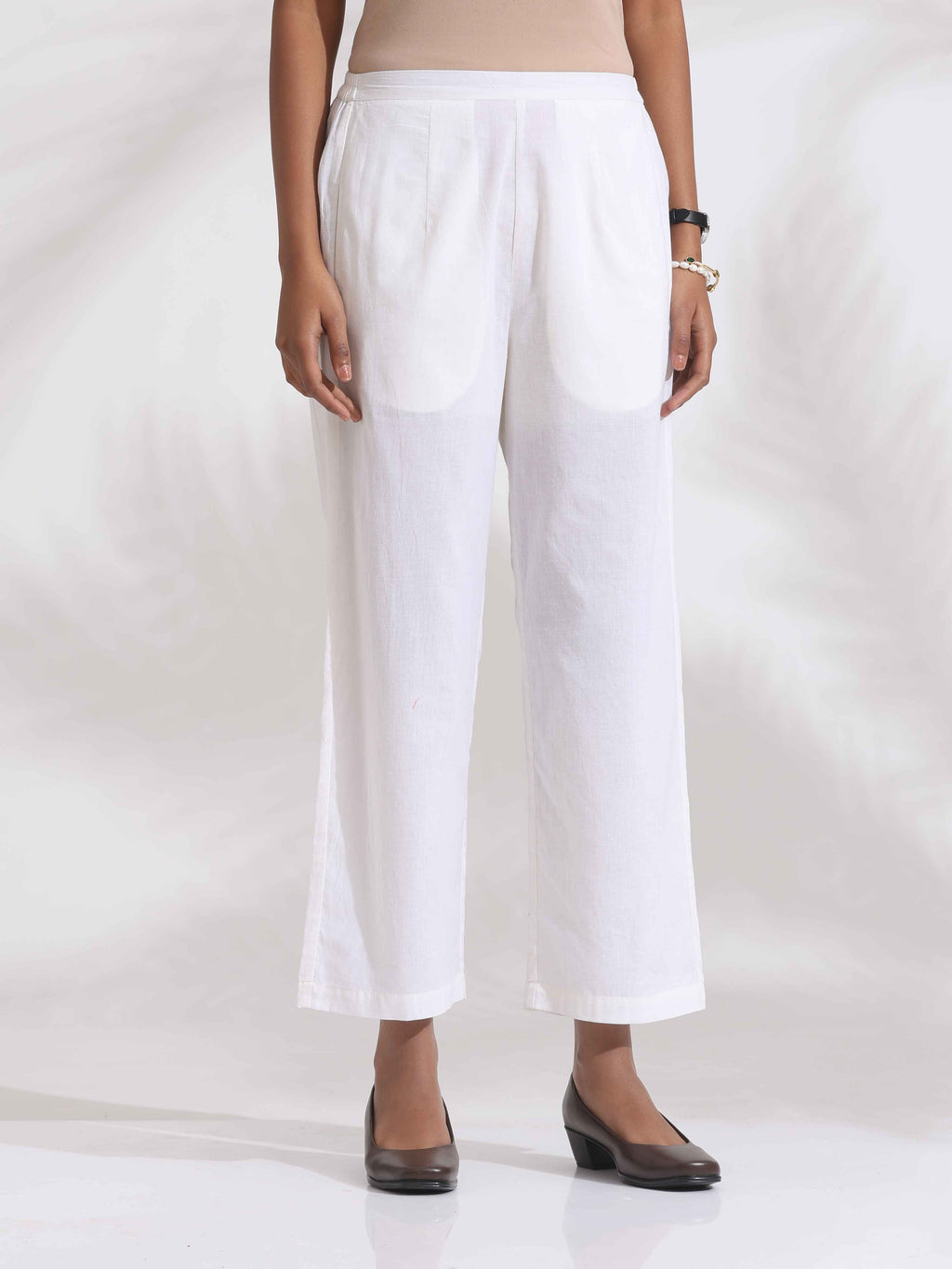 trueBrowns White Cotton Stripe Print Pleated Kurta Set | Grocsy