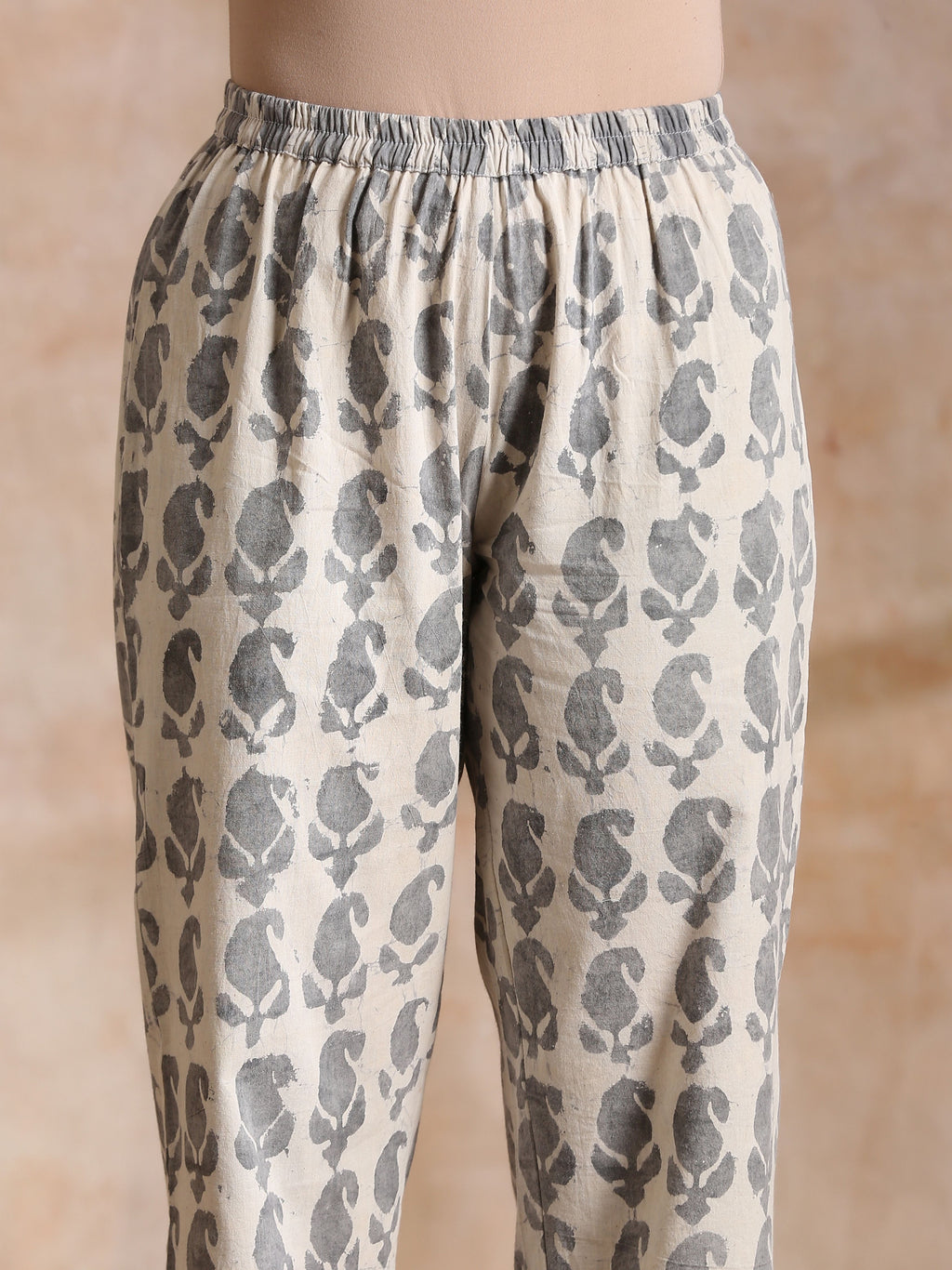 trueBrowns Grey Dabu Buta Print Cotton V-Square Neck Co-Ord Set | Grocsy