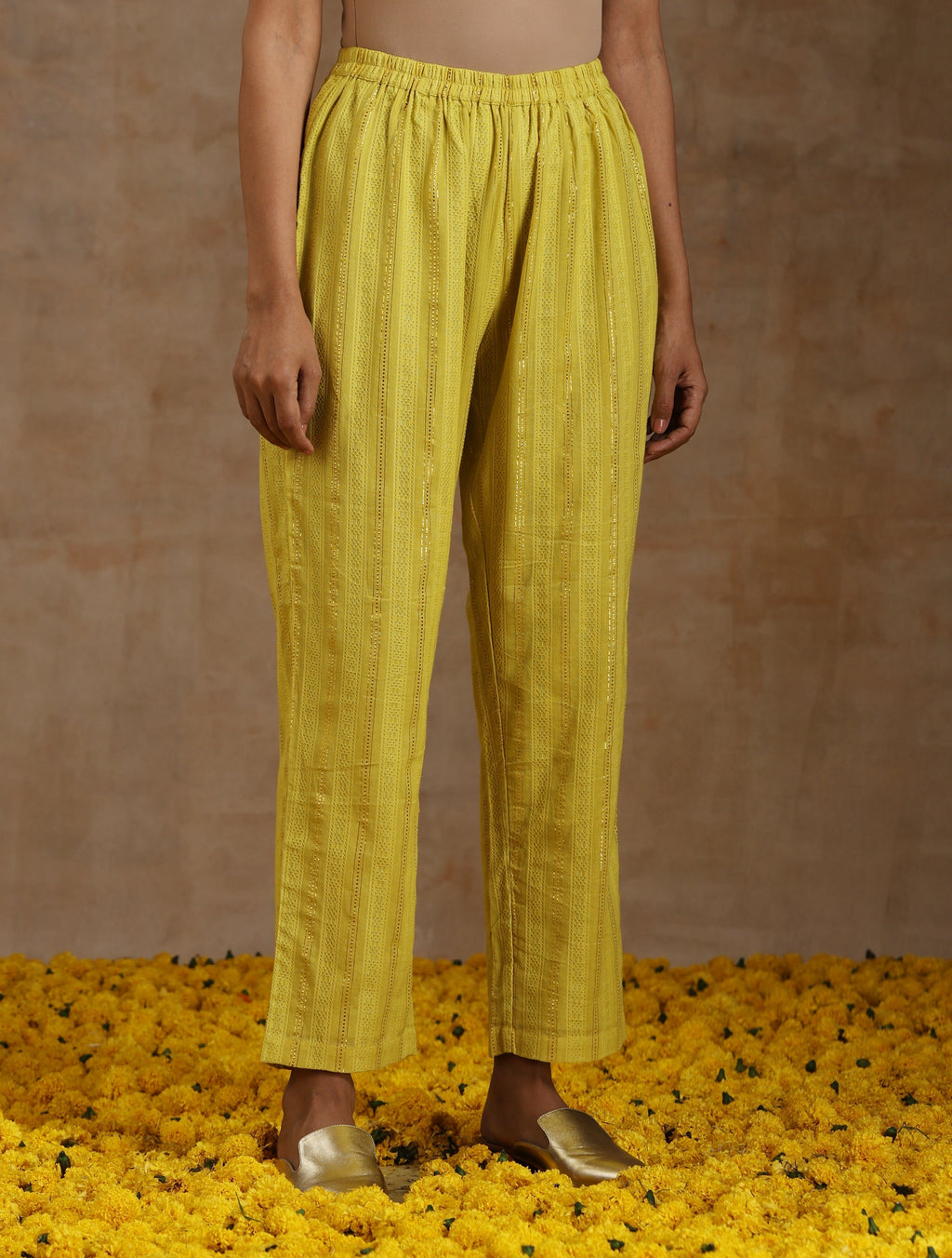 trueBrowns Lime Gold Cotton Oversized Round Co-Ord Set | Grocsy