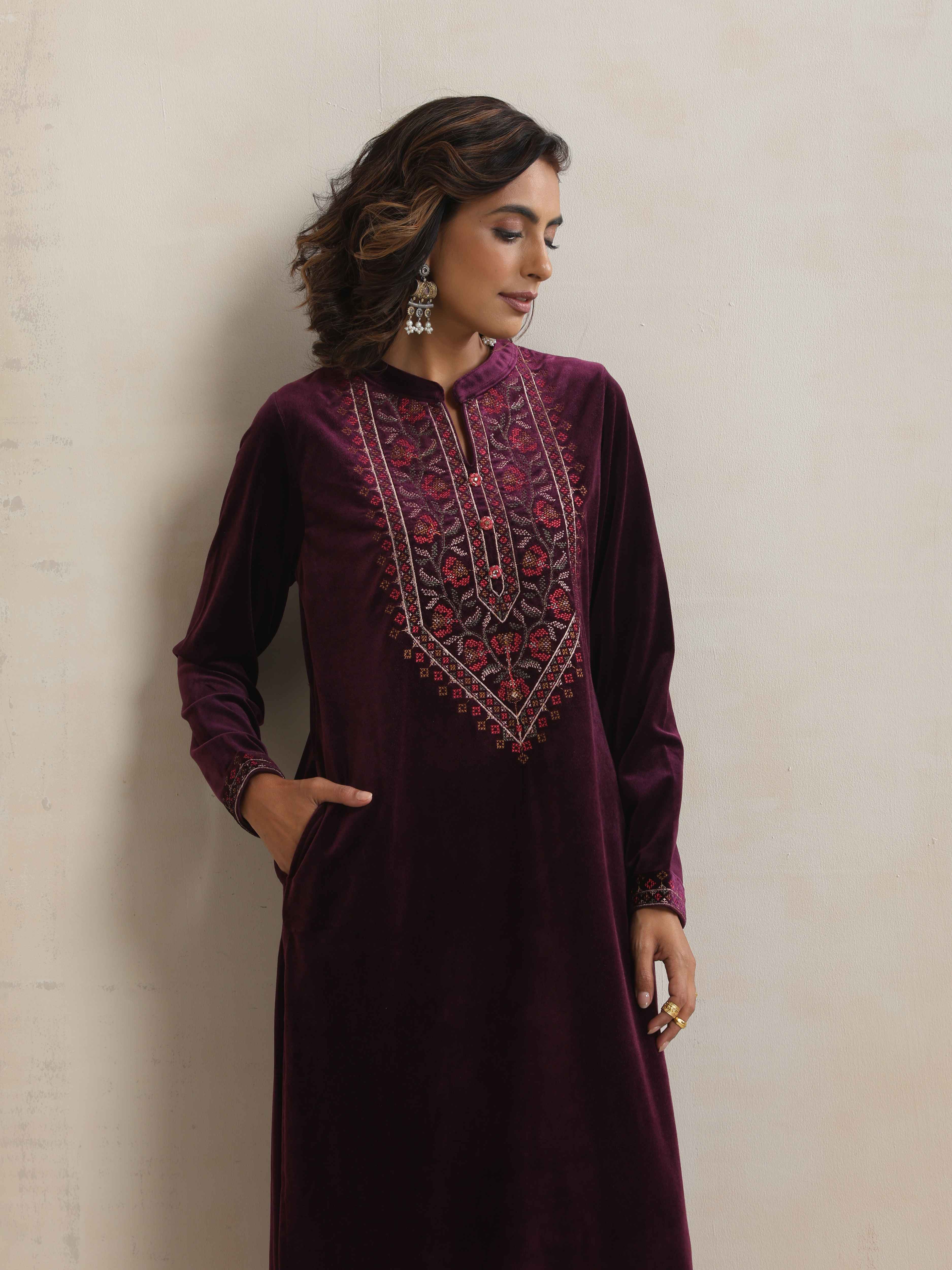 trueBrowns Purple Velvet Floral Embroidered Kurta Pant Dupatta Set | Grocsy