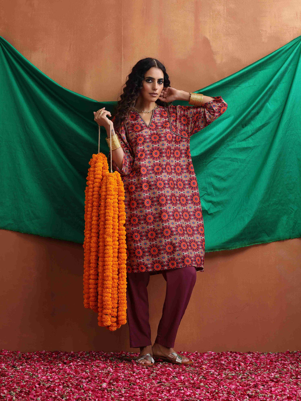 trueBrowns Beige Mandala Print Kurta Co-ord Set | Grocsy