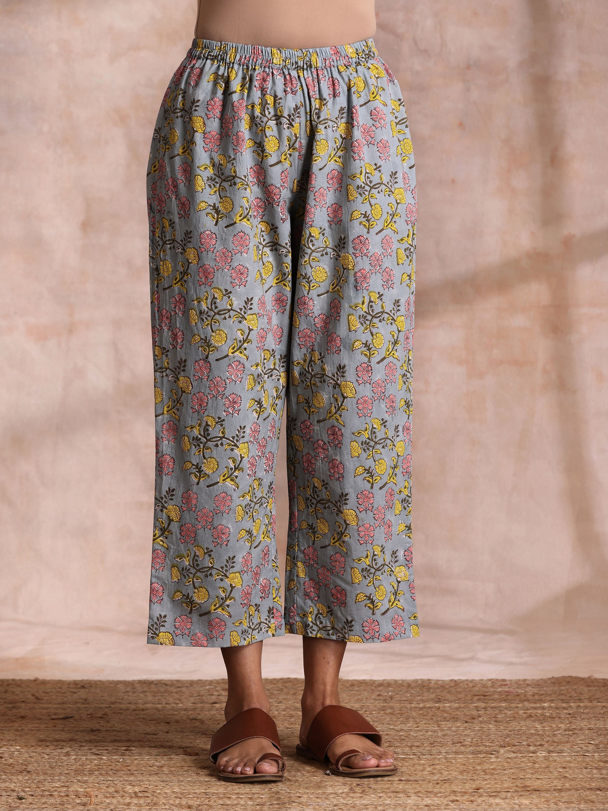 trueBrowns Grey Overall Floral Block Print Cotton Sleeveless Flared Kurta Pant Set | Grocsy
