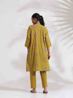 trueBrowns Green Cotton Print Kimono Sleeves Kurta Co-ord Set | Grocsy