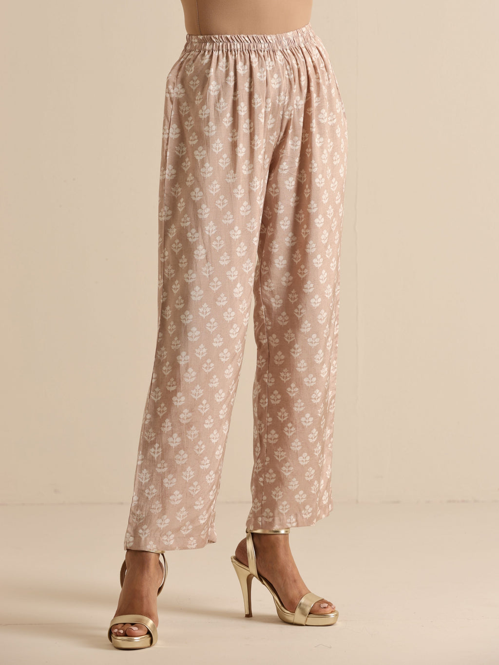 trueBrowns Beige White Floral Silk Print Kaftan Pant Set | Grocsy
