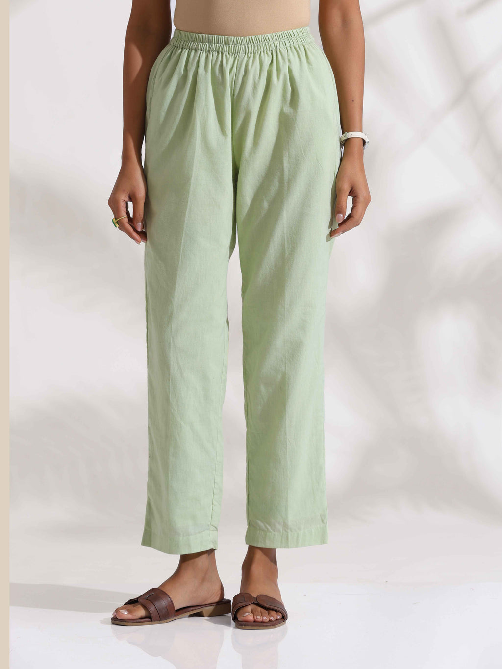 trueBrowns Green Cotton Floral Embroidered Co-ord Set | Grocsy