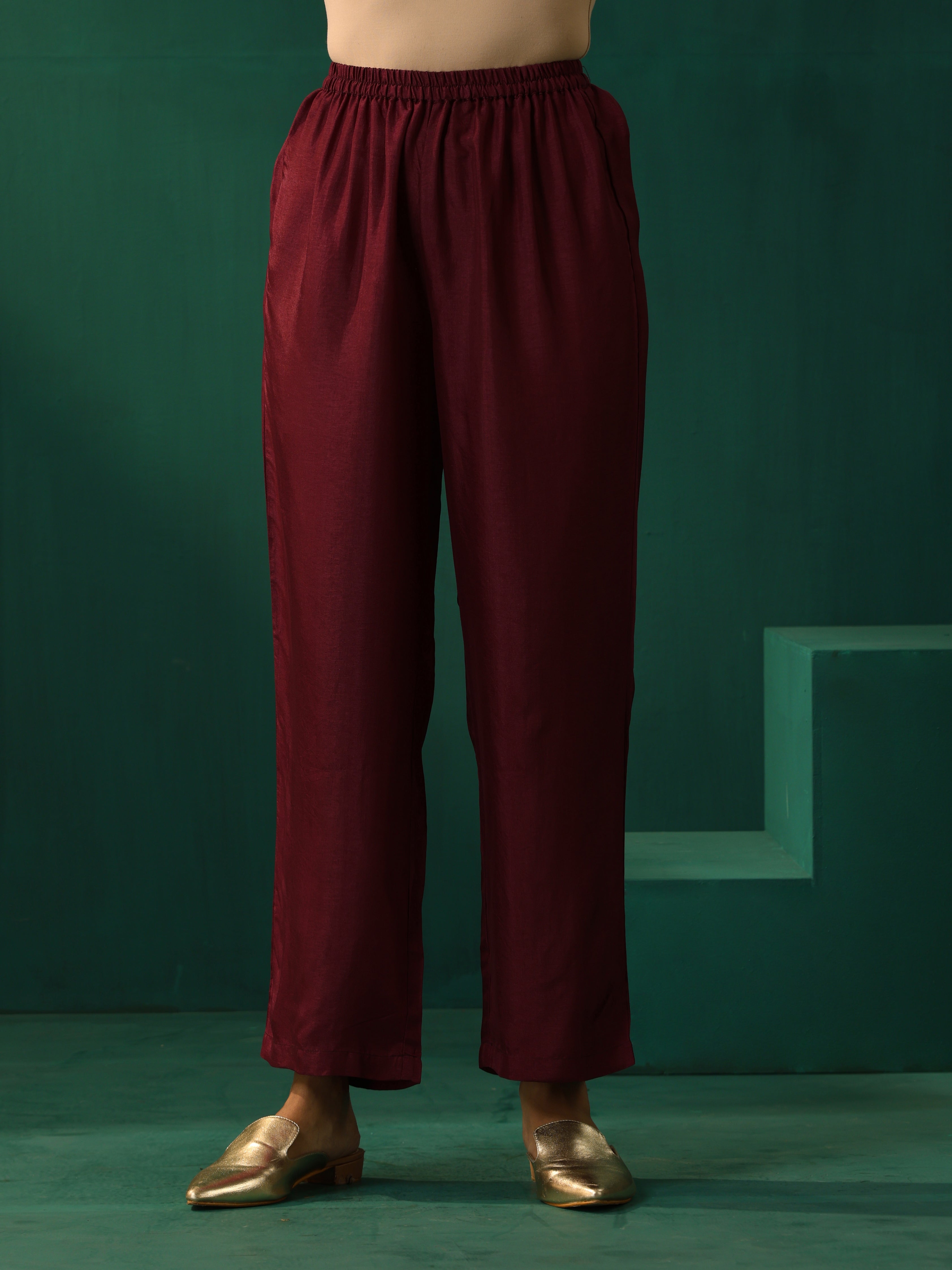 trueBrowns Wine Geometric Viscose Silk High Slit Kurta Pant Set | Grocsy