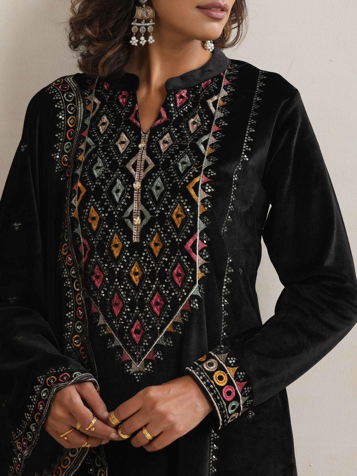 trueBrowns Black Velvet Geometric Embroidered Kurta Pant Dupatta Set | Grocsy