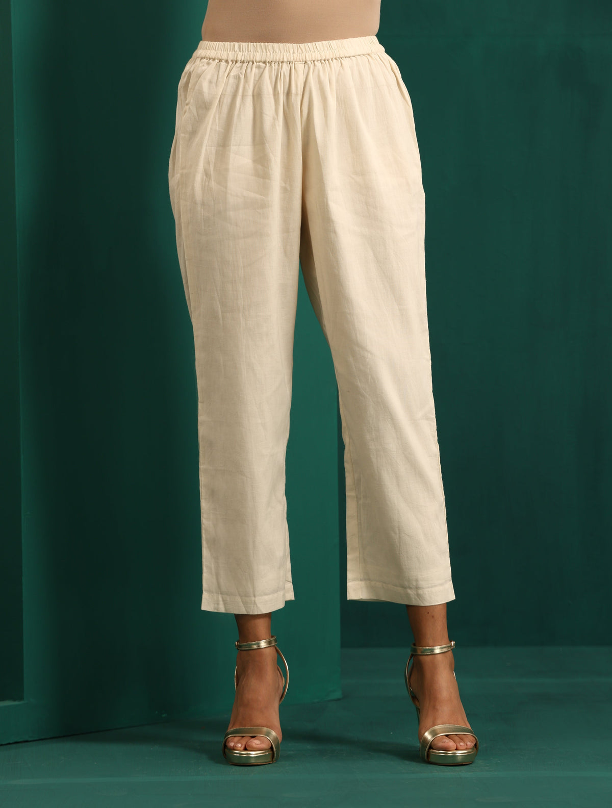 trueBrowns Ivory Rhombus Cotton Handkerchief Kurta Pant Set | Grocsy
