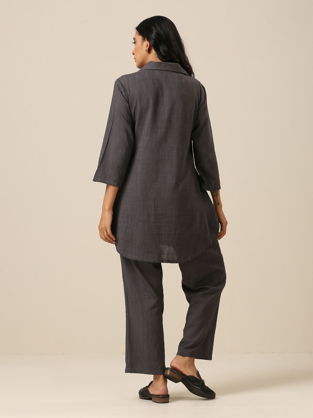 trueBrowns Slate Grey Slub Texture Collar Short Co-Ord Set | Grocsy