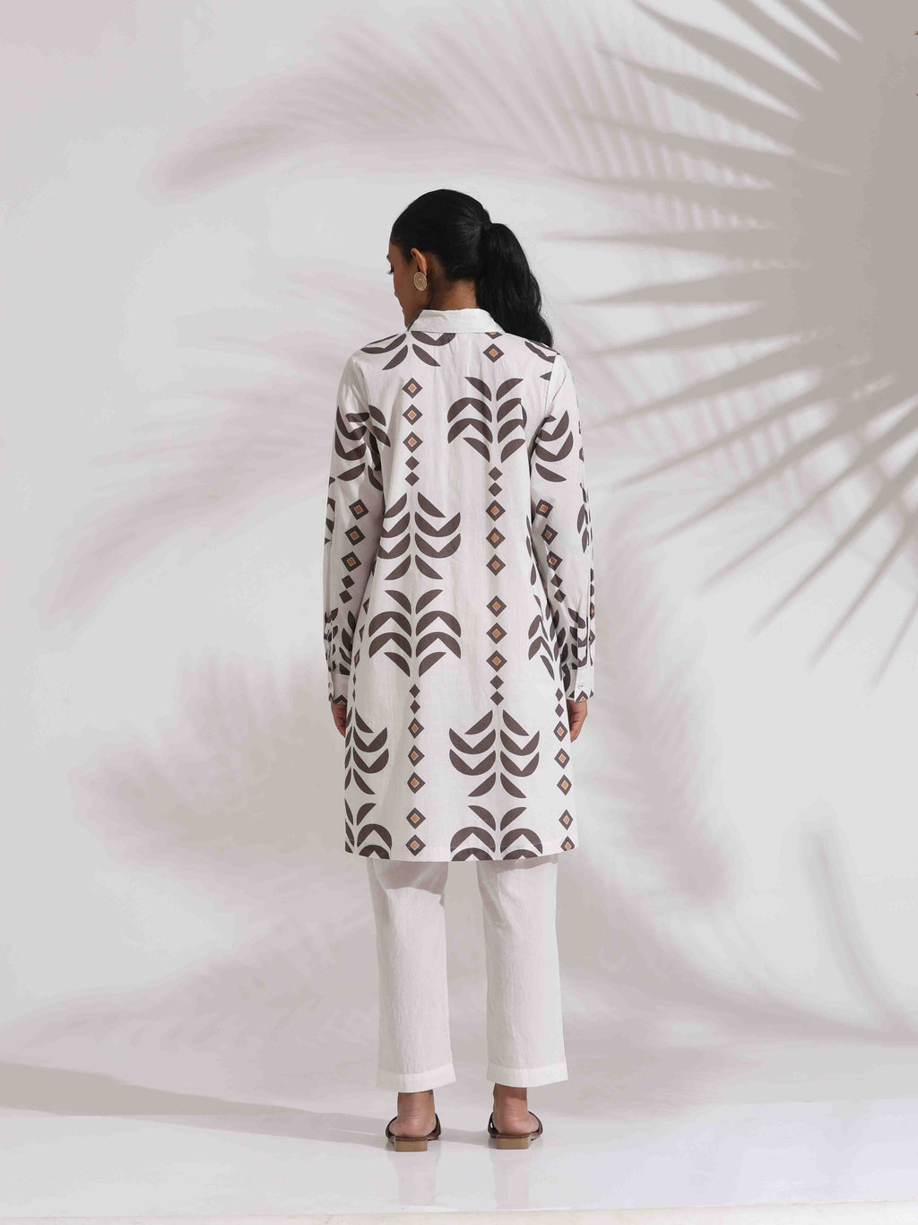 trueBrowns White Cotton Stripe Print Kurta Co-ord Set | Grocsy