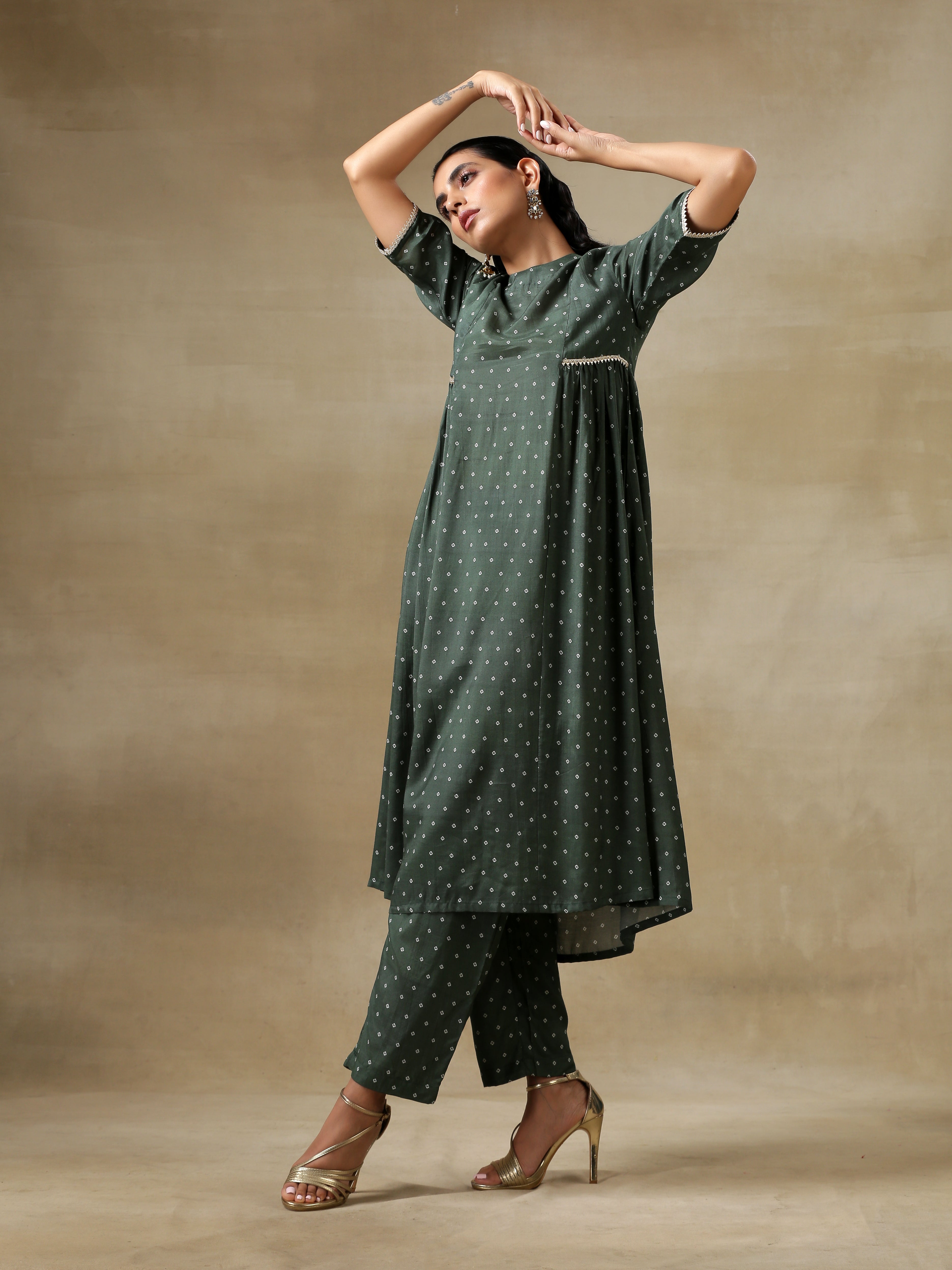 trueBrowns Dark Green Bandhani Printed Silk Side Gathered Kurta Pant Set | Grocsy